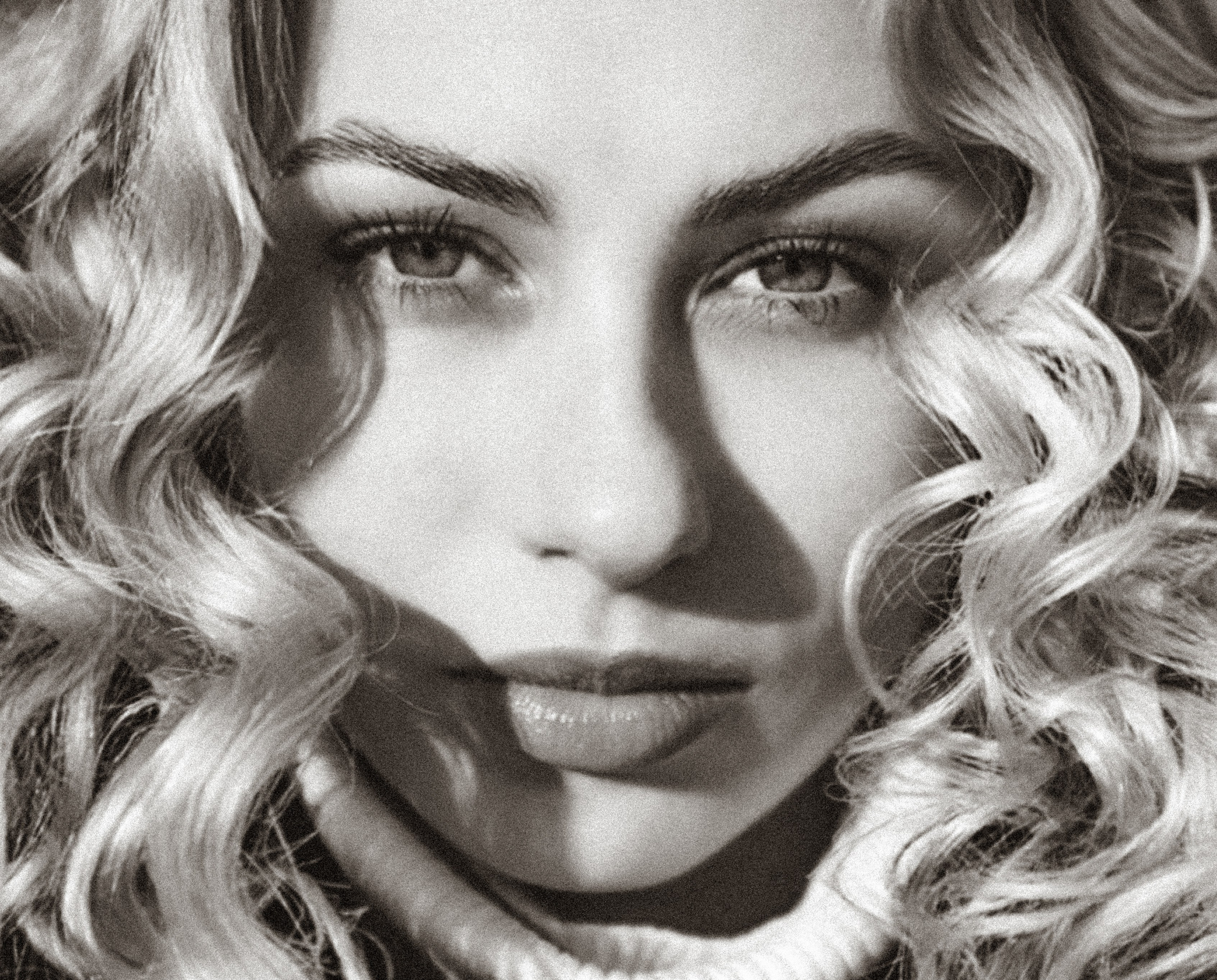 Ч/Б. Фотограф Александра Григорьева в Великих Луках