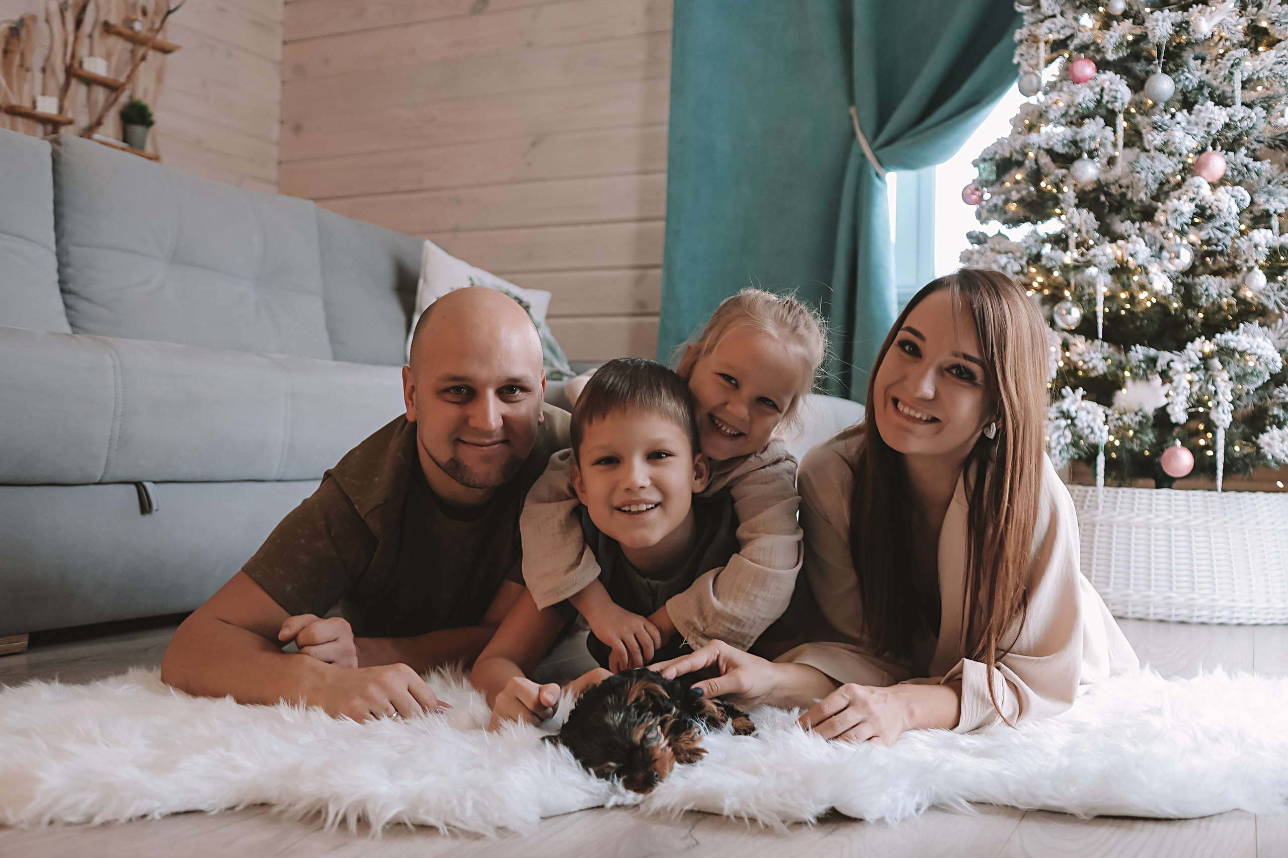 Домашняя. Семейный фотограф Тюмень, фотограф на роды Салмина Мария