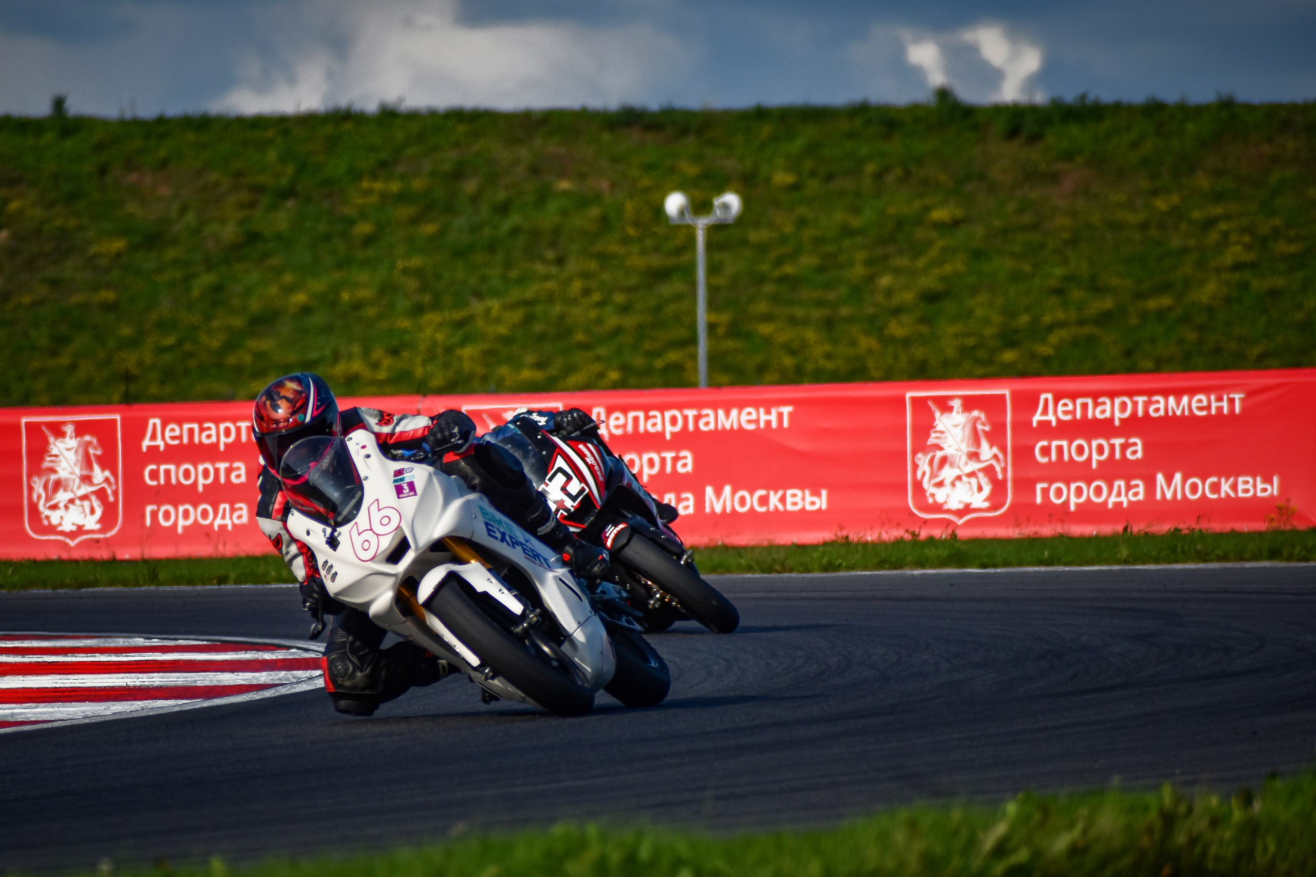 Шоссейно-кольцевые мотогонки 2024. Голосов Дмитрий — автоспортивный фотограф