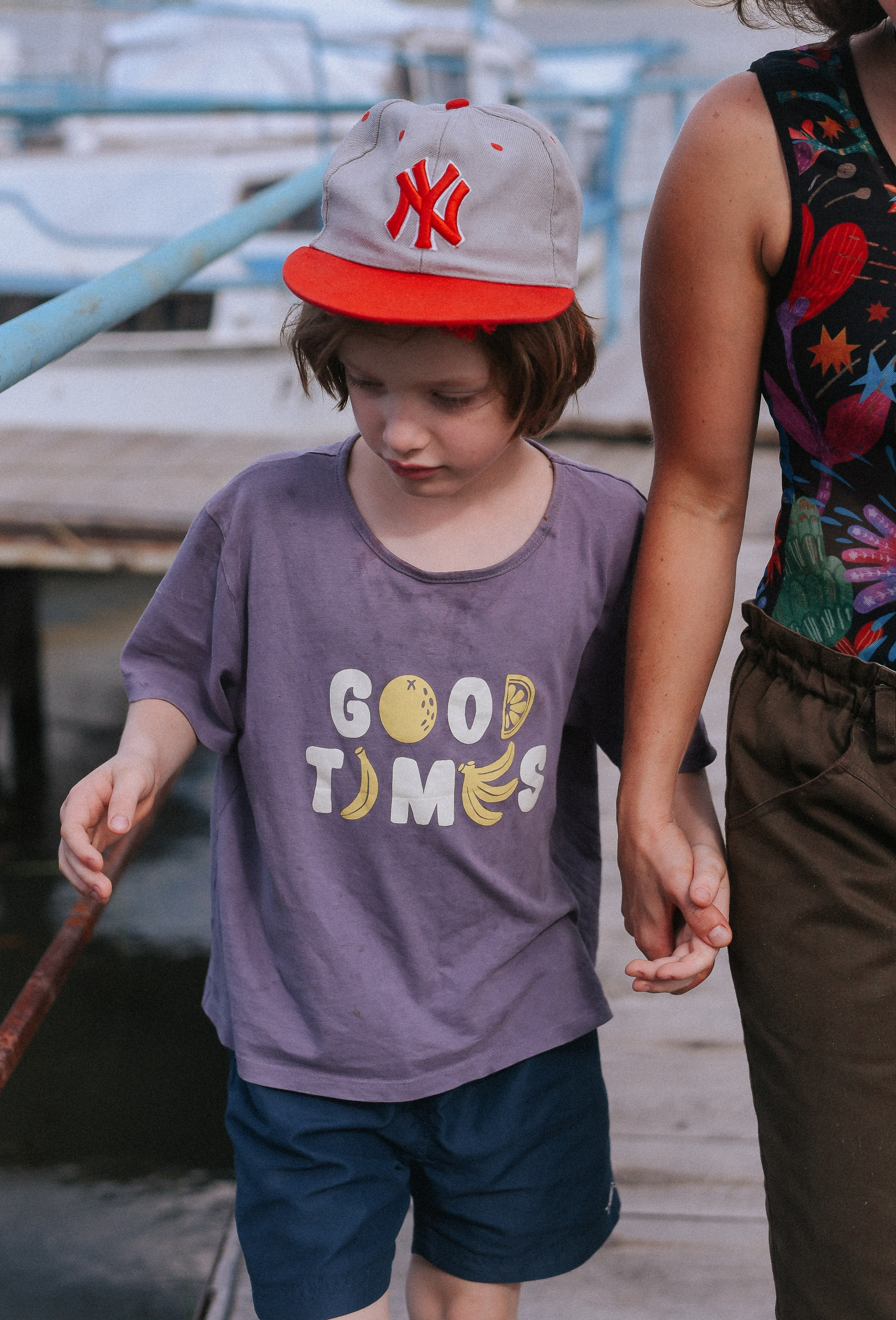 Берег, рак и капибара. Детский и семейный фотограф в Новосибирске Саша Дорошенко