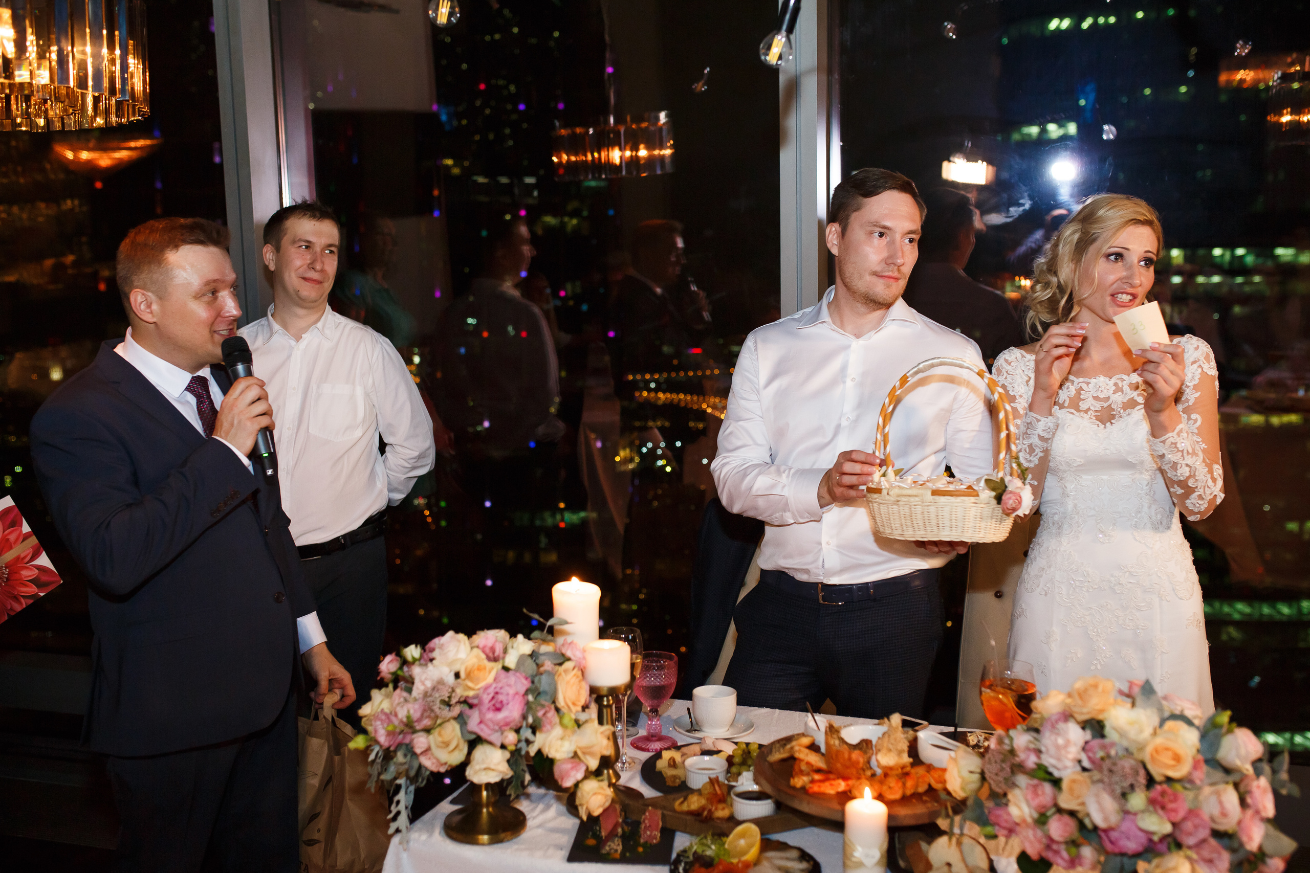 Фото ведущего Сергея Рябинина. Фотографии со свадеб, корпоративов, юби. Ведущий на свадьбу, корпоратив и юбилей в Москве Сергей Рябинин