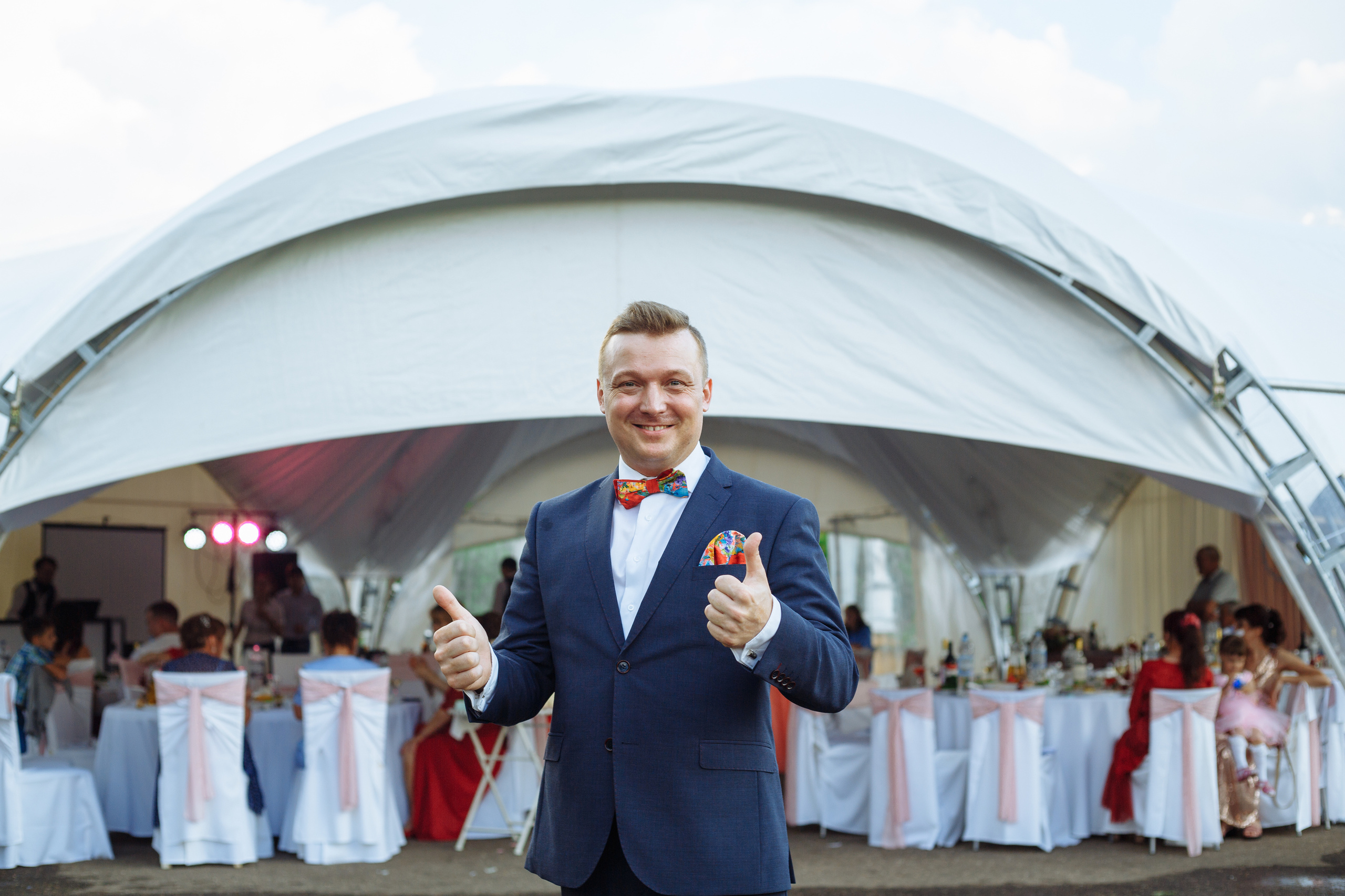 Фото ведущего Сергея Рябинина. Фотографии со свадеб, корпоративов, юби. Ведущий на свадьбу, корпоратив и юбилей в Москве Сергей Рябинин