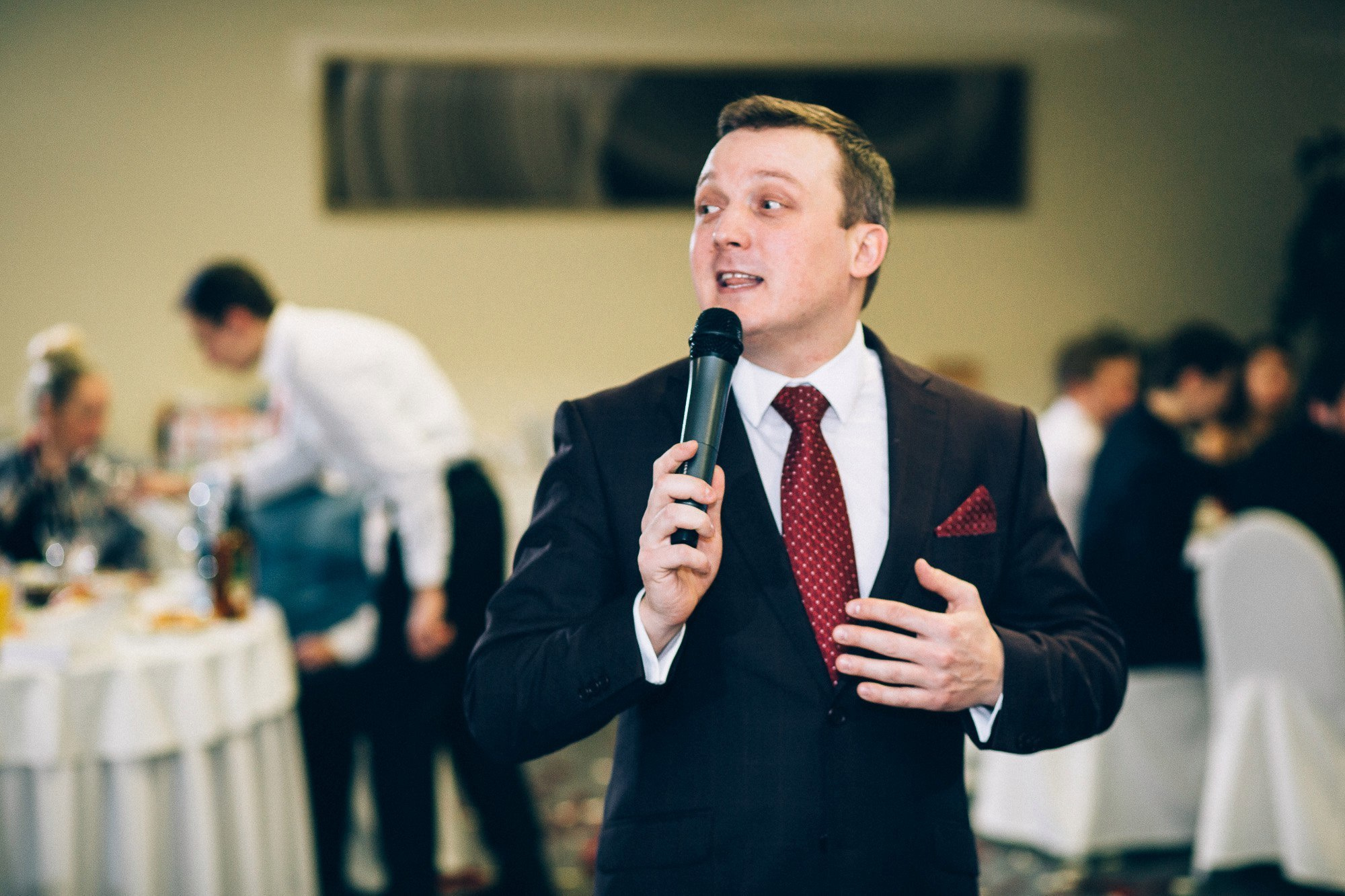 Фото ведущего Сергея Рябинина. Фотографии со свадеб, корпоративов, юби. Ведущий на свадьбу, корпоратив и юбилей в Москве Сергей Рябинин