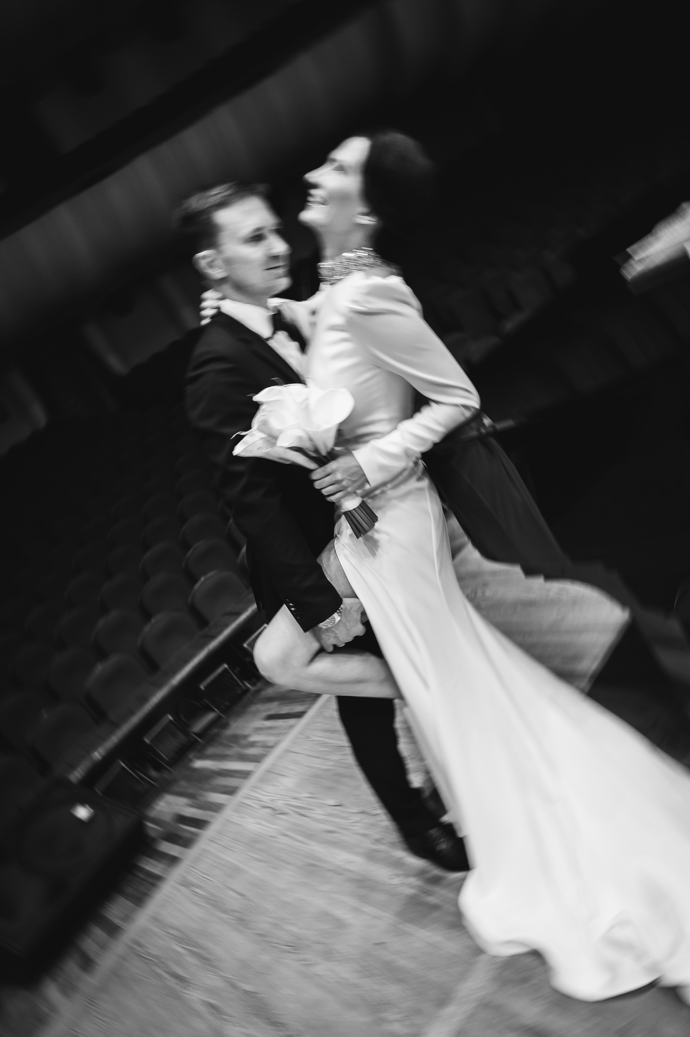 Современная классика. Свадебное агентство Reverence Самара