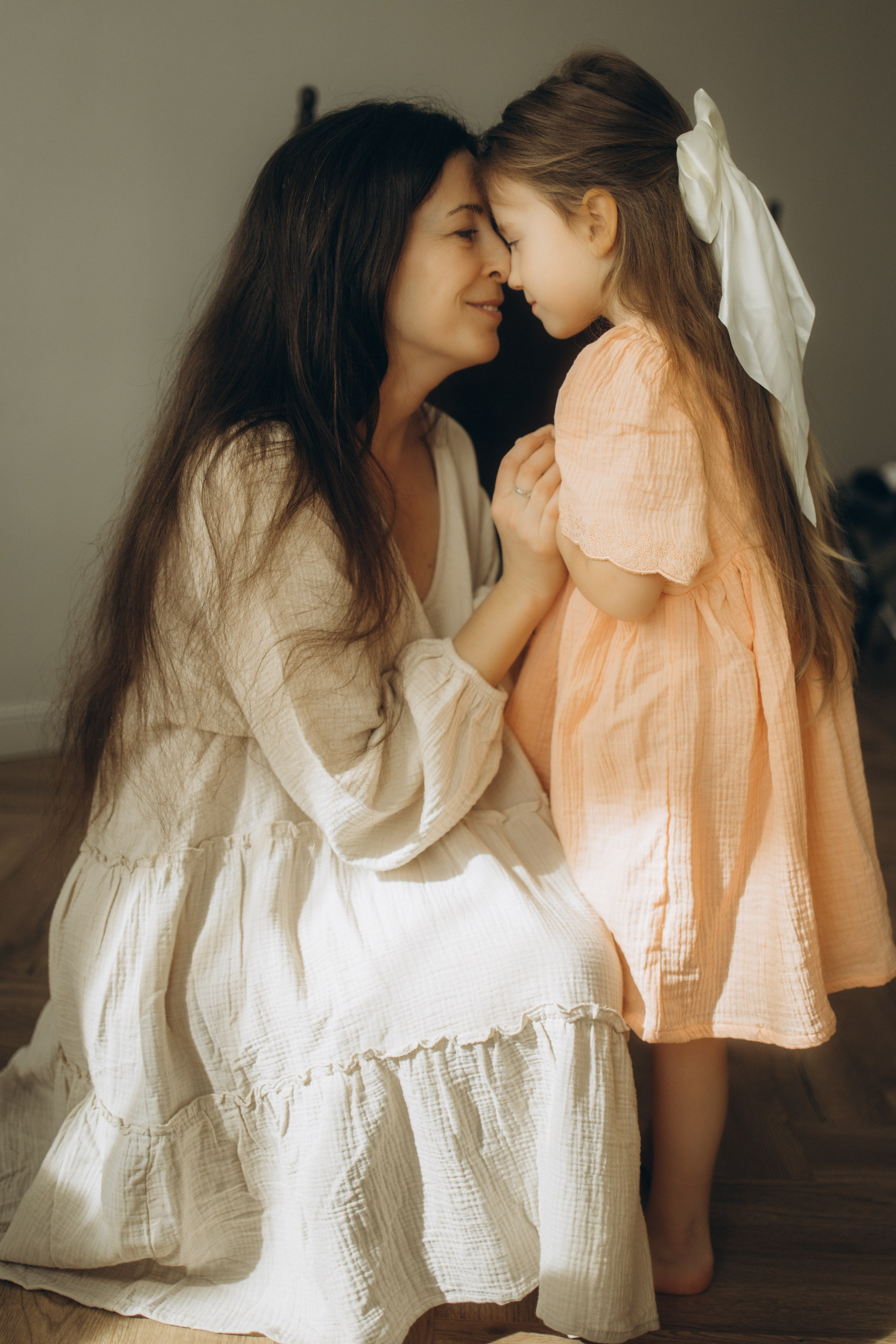 фотосессия новорожденного, фотосессия новорожденных, ньюборн, пушкин, павловск, спб, семейная фотосессия, семейная съёмка, мама и дочка, фотосессия в студии