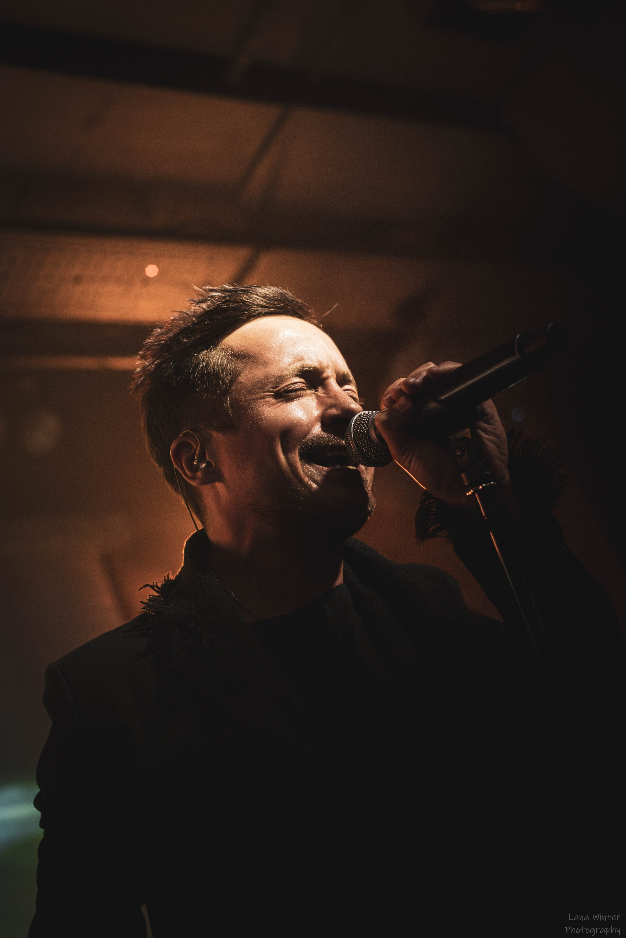 Площадь Восстания (8 марта 2025 года, Москва, клуб Техника Безопасности). Фотограф Светлана Блинова, Москва и Московская область