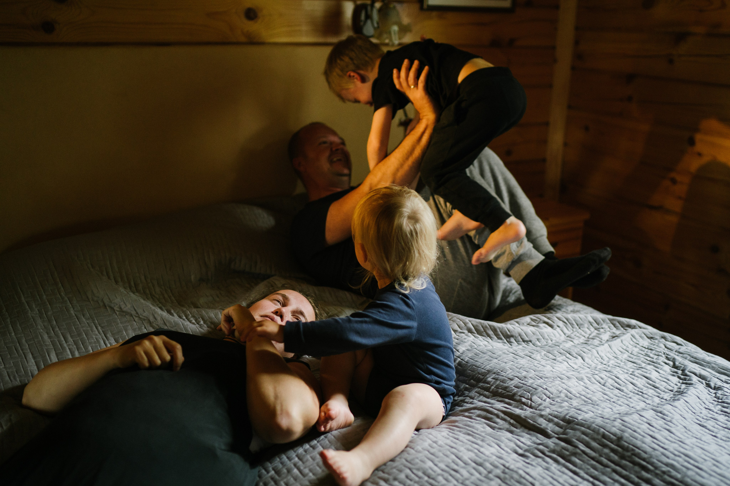 Фотосессия семьи на даче. Детский, семейный и ньюборн фотограф в Москве Юлия Шуарт