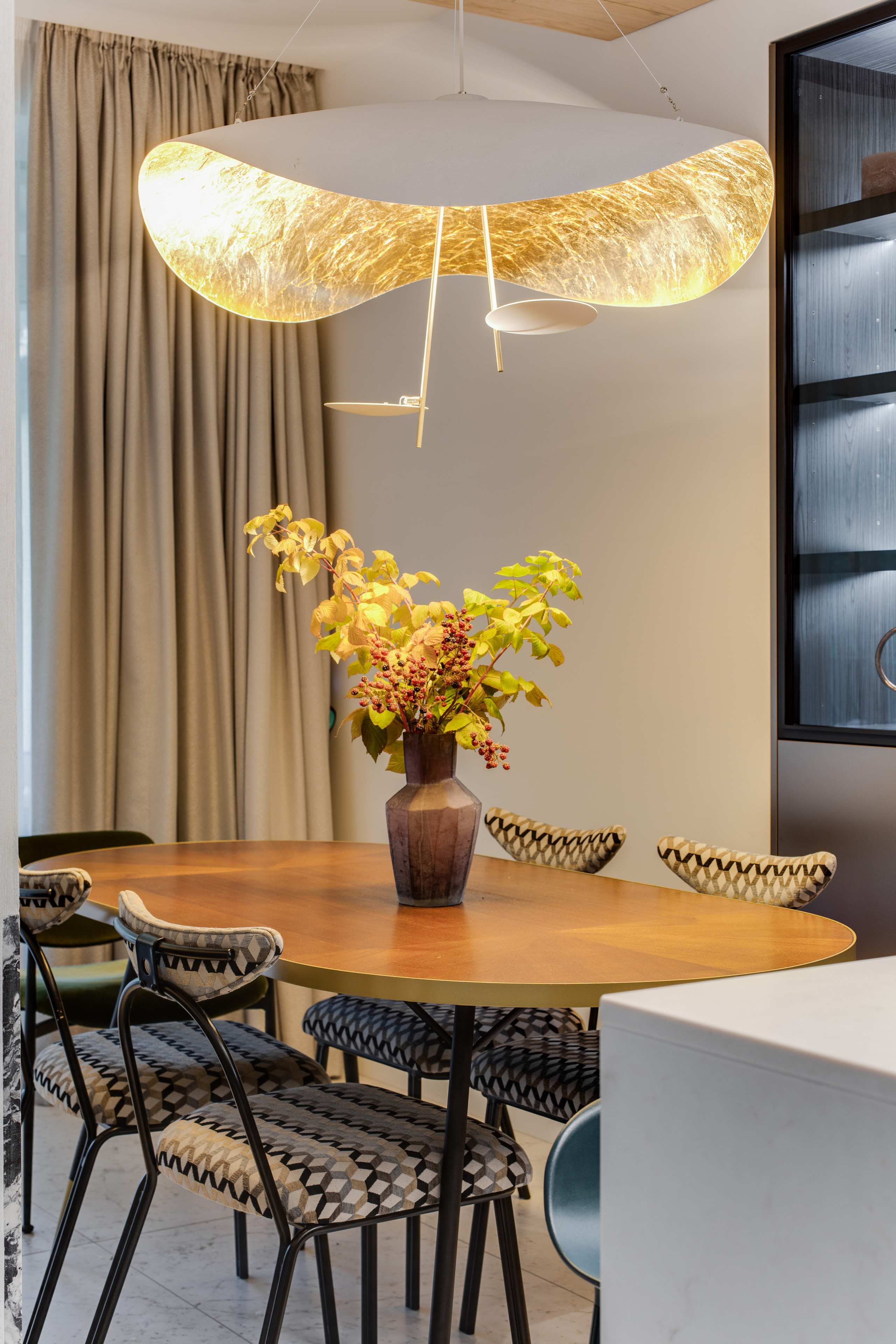 Поселок Зеленый мыс. Декорактив Москва