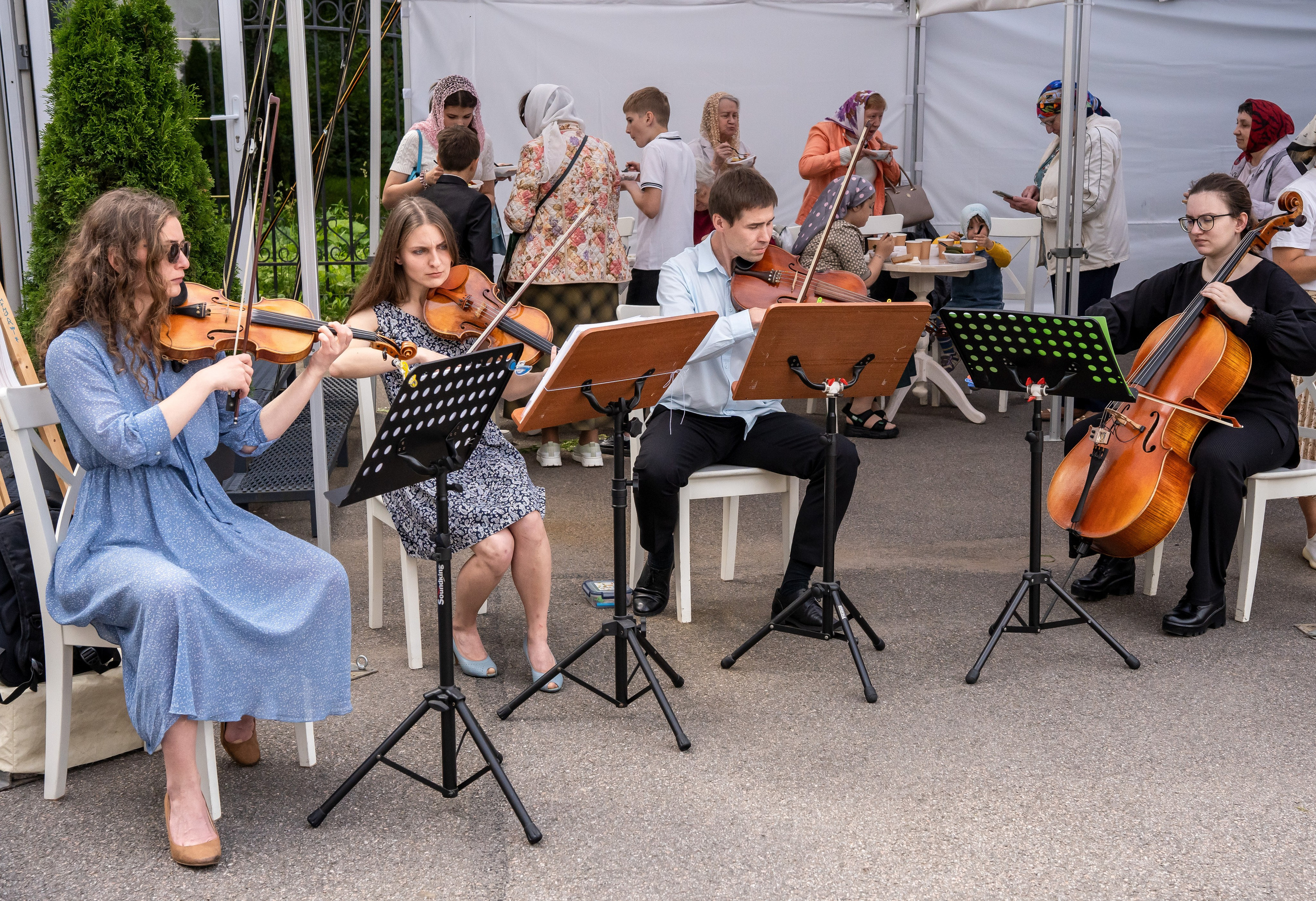 Праздник в Храме. Репортаж. Студийный и портретный фотограф в САНКТ-ПЕТЕРБУРГЕИрина Махаон