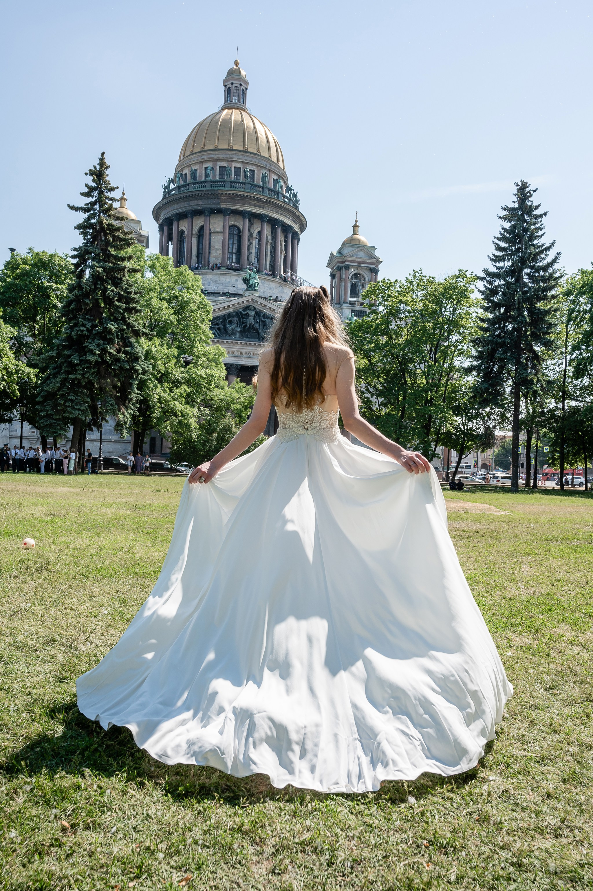 Зеркальный дворик. Свадебный и семейный фотограф из Санкт-Петербурга Климов Анатолий
