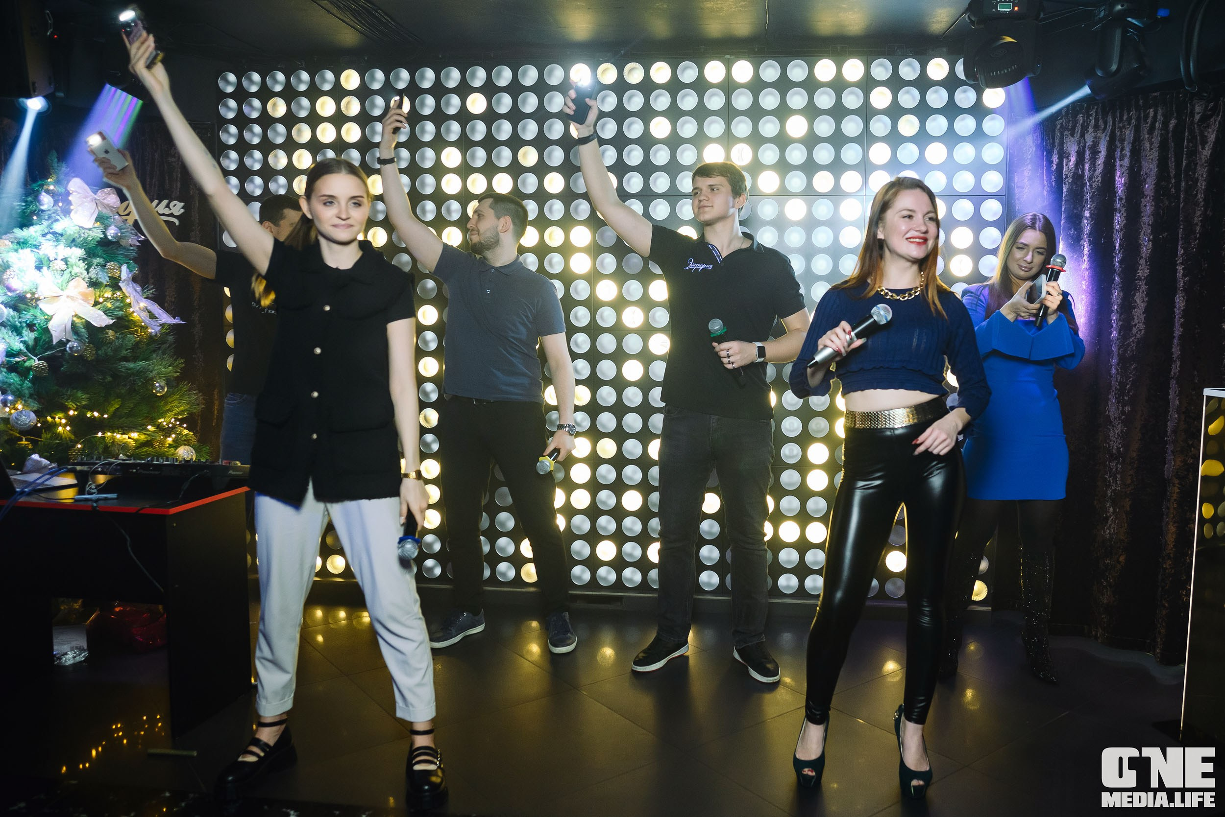 Фоторепортаж из караоке-клуба Эйфория. One Media Life: фоторепортажи, фотоотчеты с мероприятий и заведений