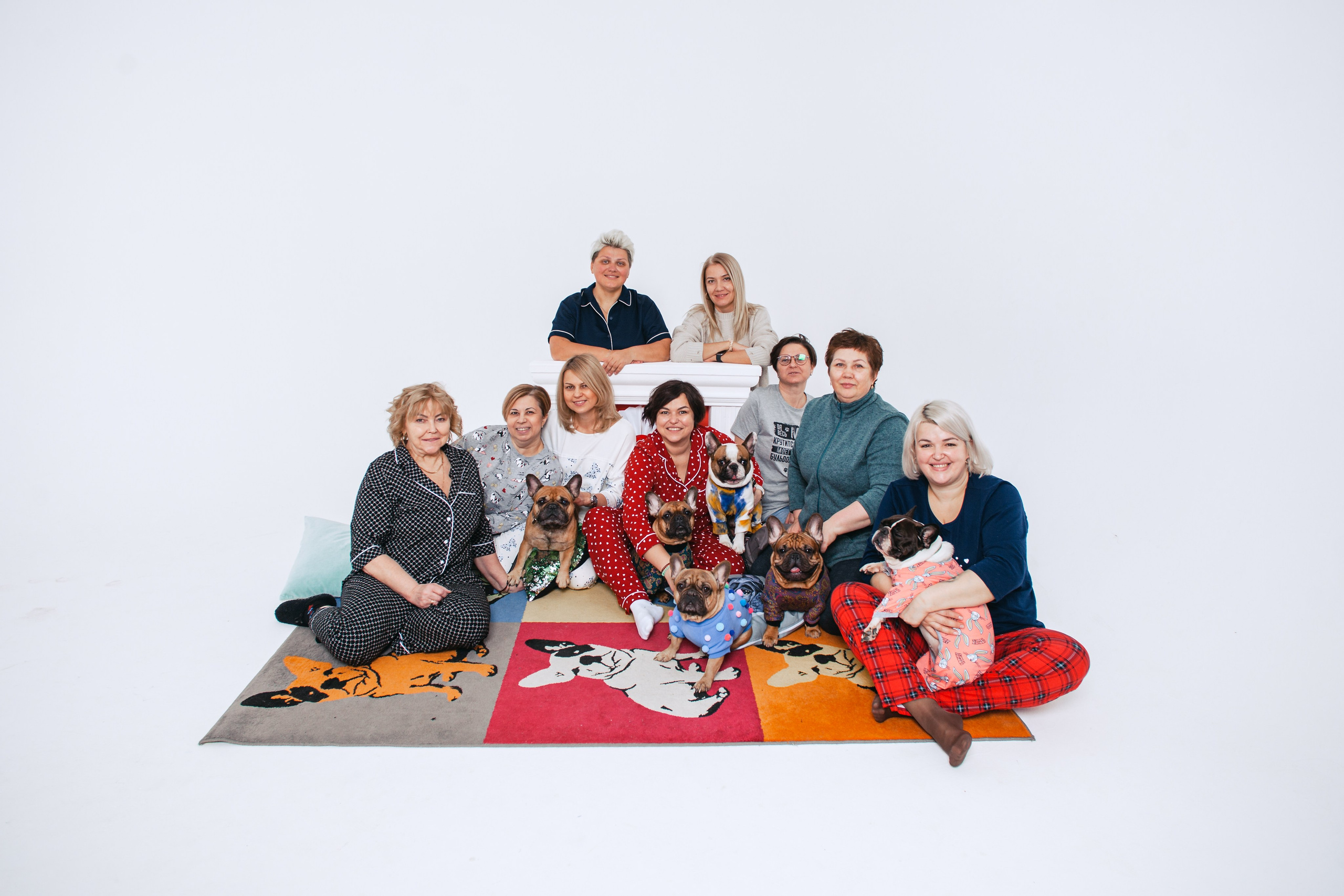 Пижамная вечеринка французских бульдогов и их хозяев. Фотограф-анималист Татьяна Степанова