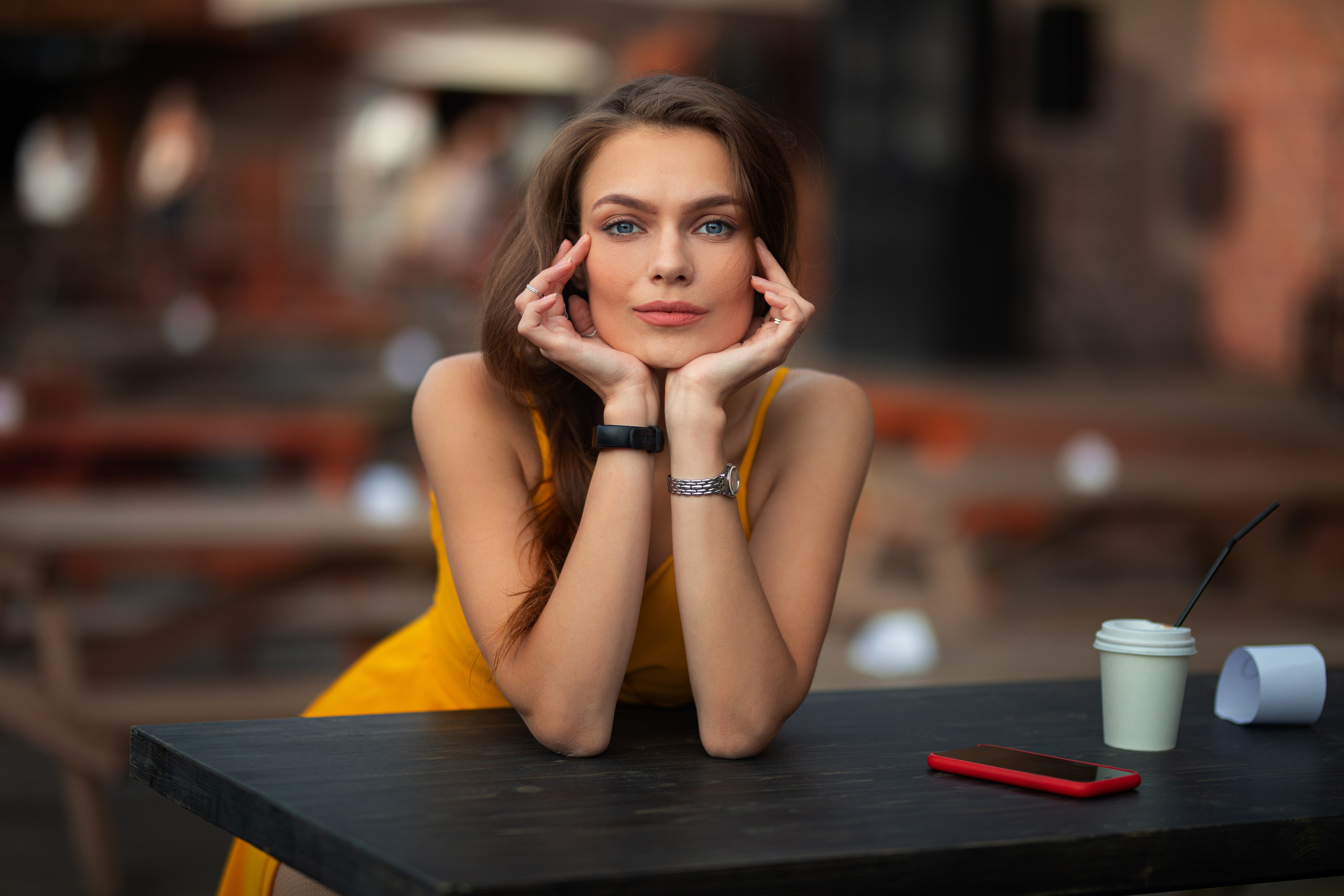 Летняя съемка с Екатериной на городской площади в Воронеже в формате для «себя»