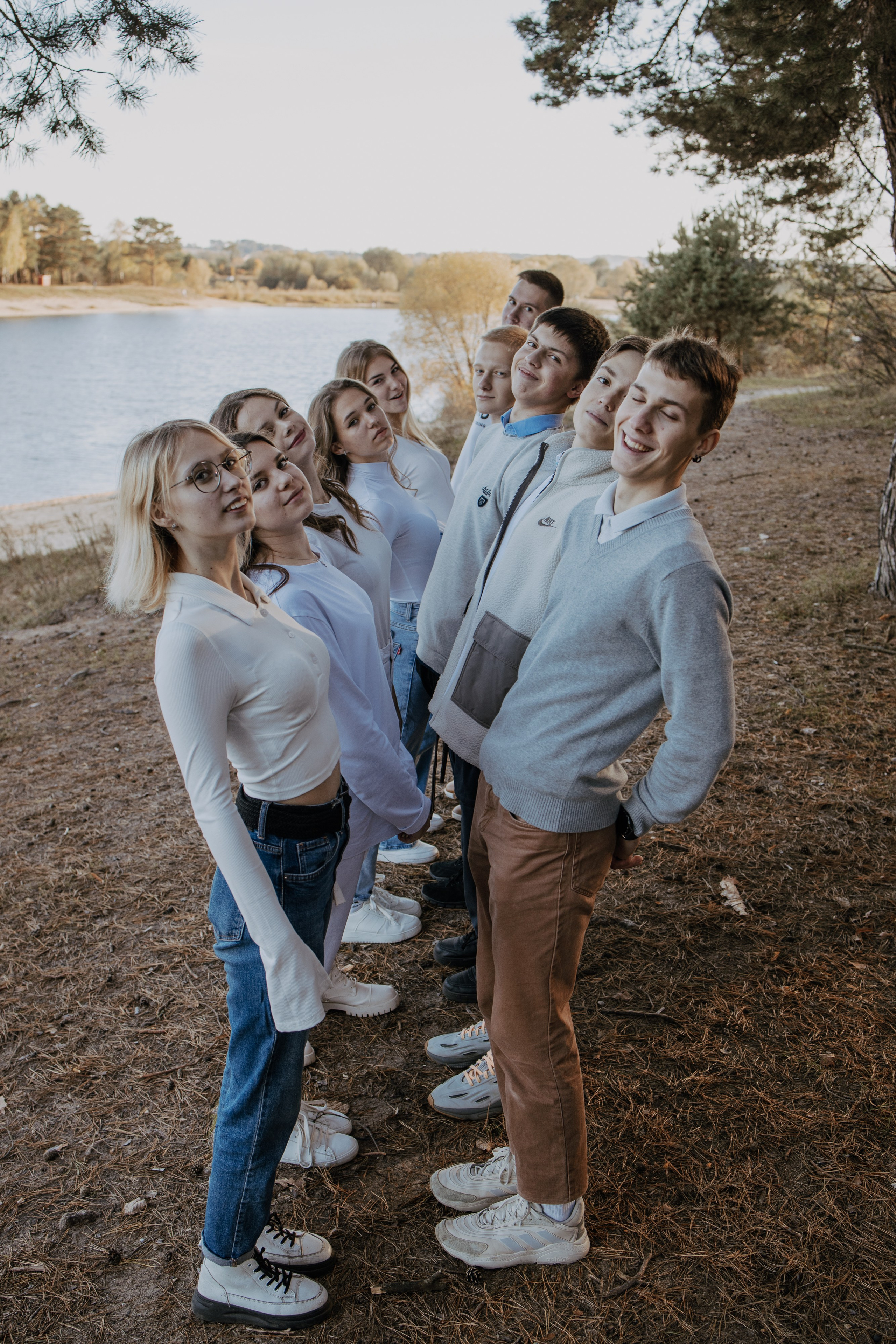 Фотосессия пикника для 11 класса. Выпускные альбомы в Серпухове