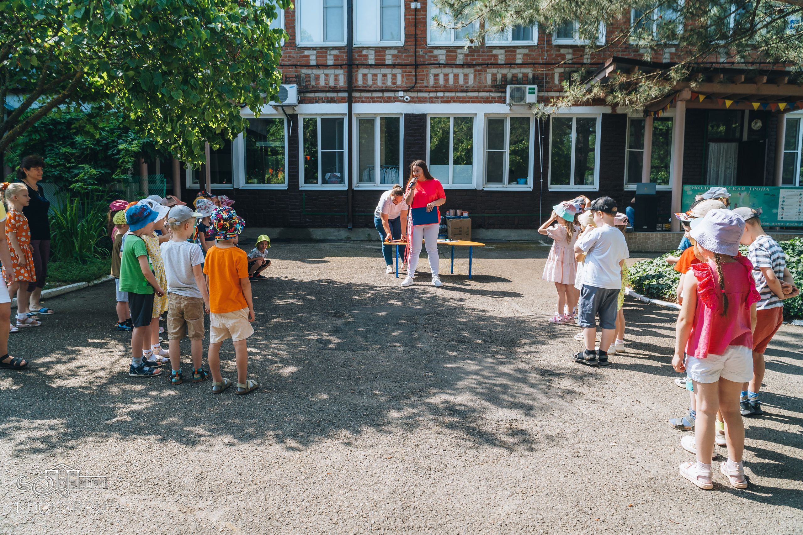 «У нас Родина одна». Новотитаровский Дом культуры