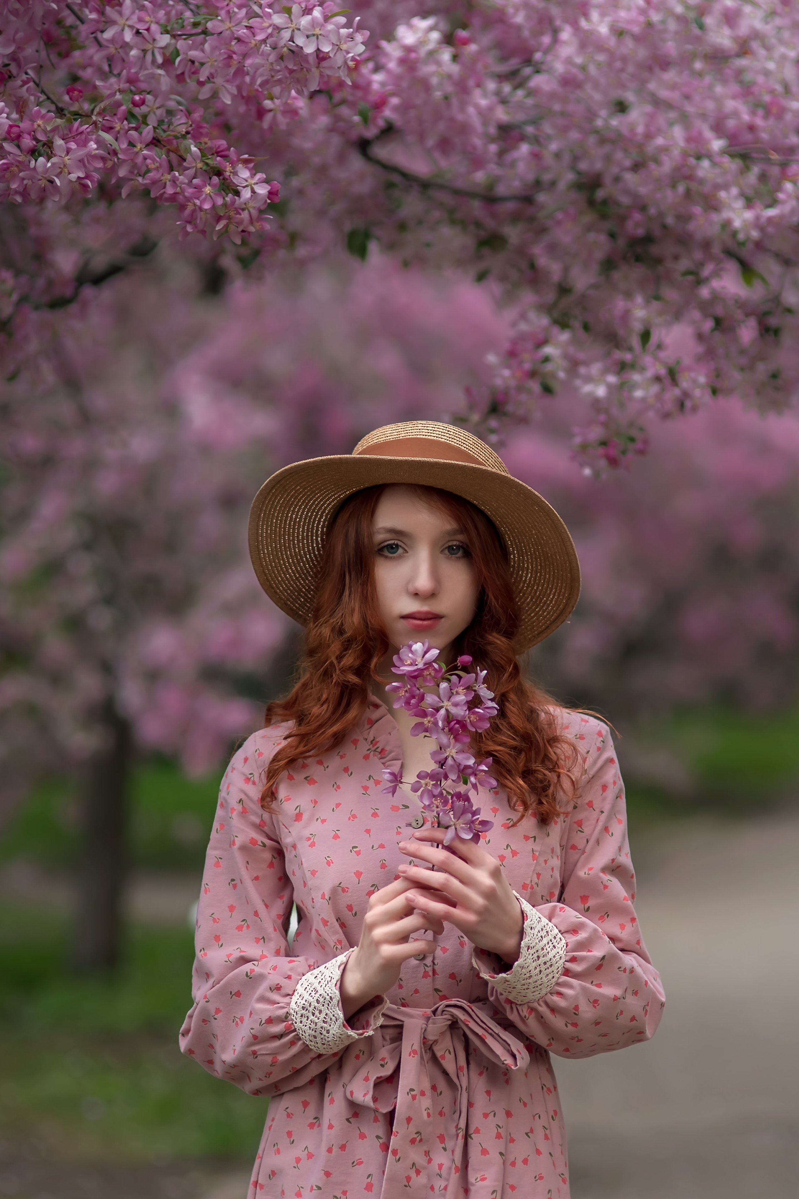 Фотосессия в цветении. Семейный и женский фотограф в Москве Ирина Романова