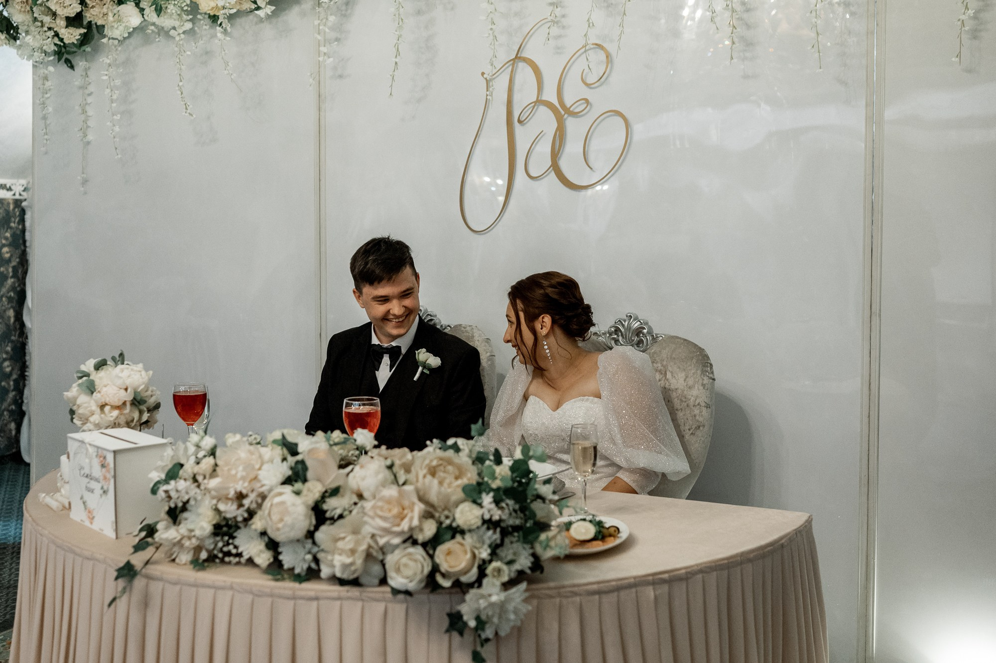 Вячеслав и Екатерина. Свадебный фотограф в Тюмени Анастасия Конева