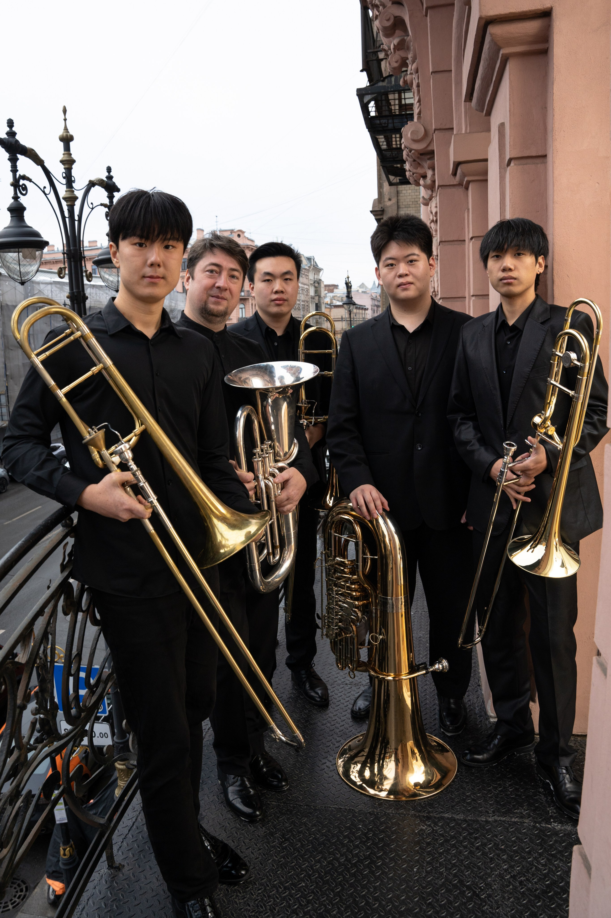 Музыканты на балконе. Портретный фотограф из Санкт-Петербурга Наталья Бялая