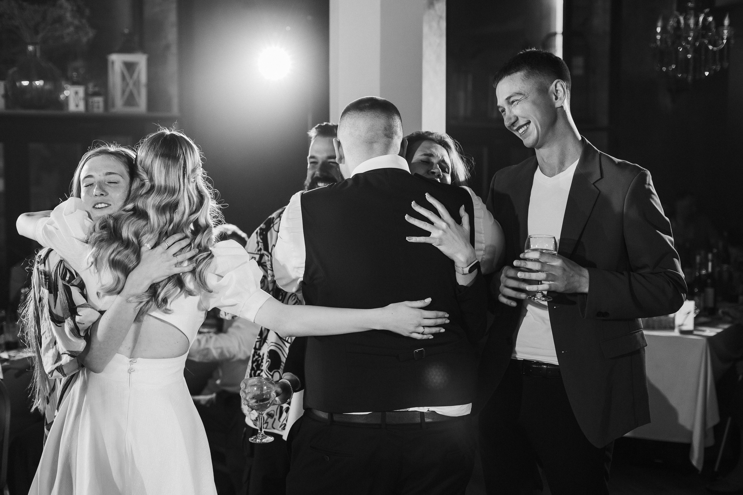 Свадебная фотосессия Саши и Насти в ресторане Чехов Сад, Таганрог. Свадебный и семейный фотограф в Таганроге Бакарюк Антон