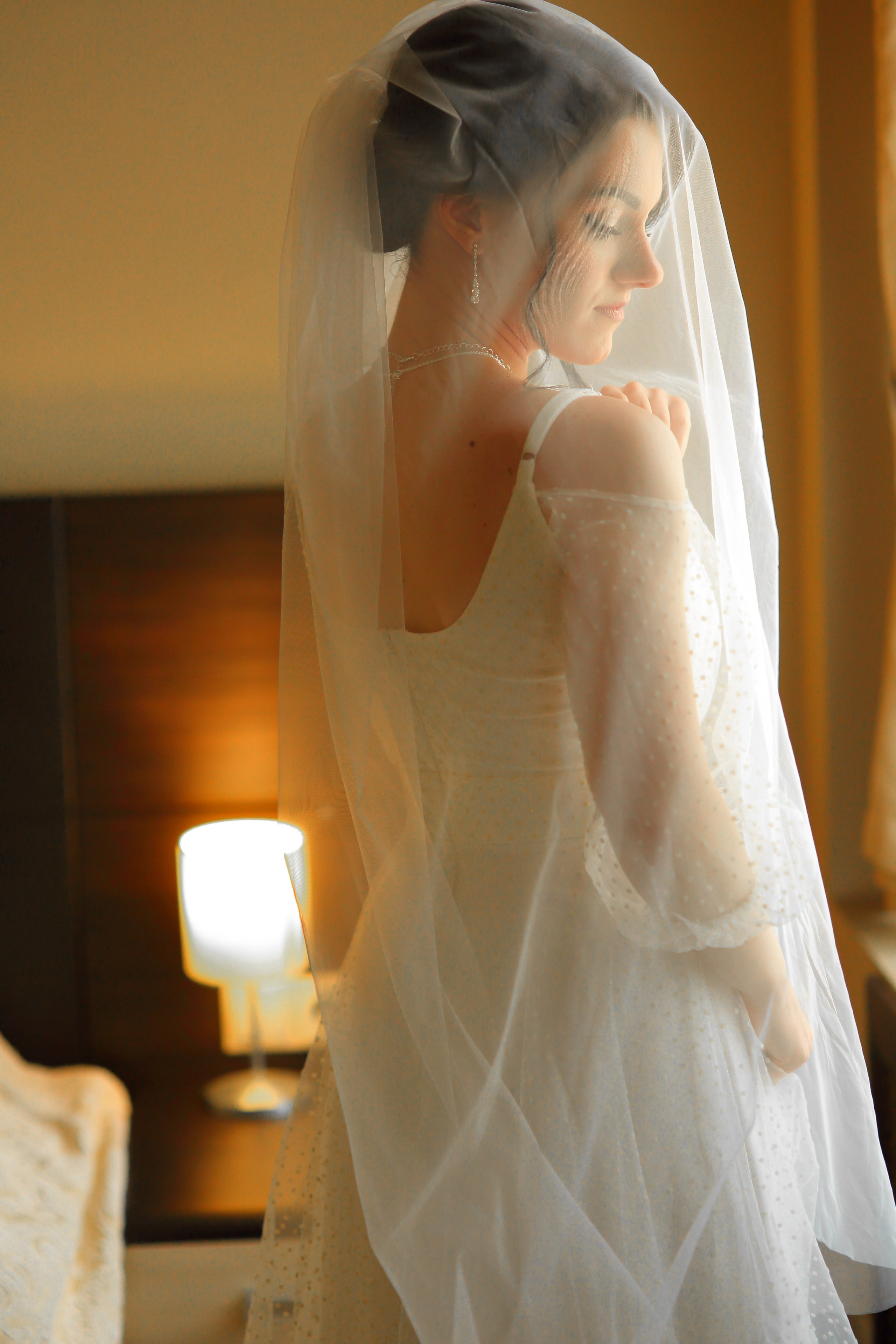 Съемка пары в отеле, на природе, в городе. Свадебный и репортажный фотограф в Ярославле и Санкт-Петербурге Роман Микрюков