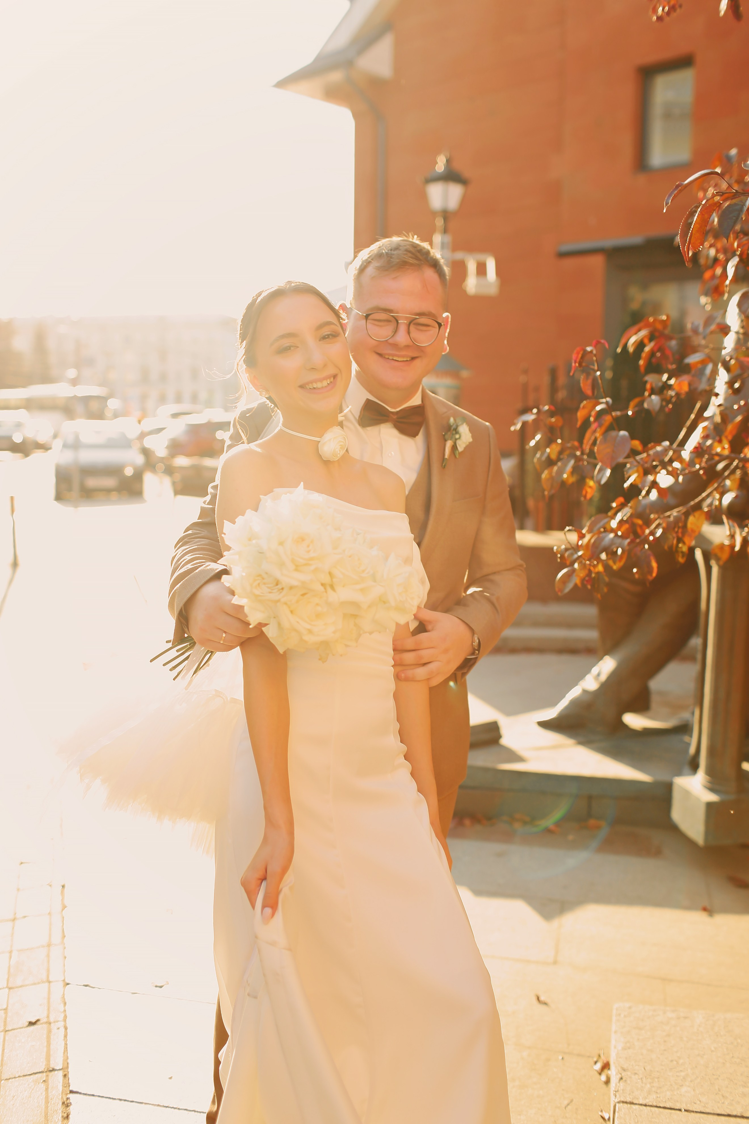 Свадебная осенняя фотосессия Ивана и Лидии в городе. Свадебный и репортажный фотограф в Ярославле и Санкт-Петербурге Роман Микрюков
