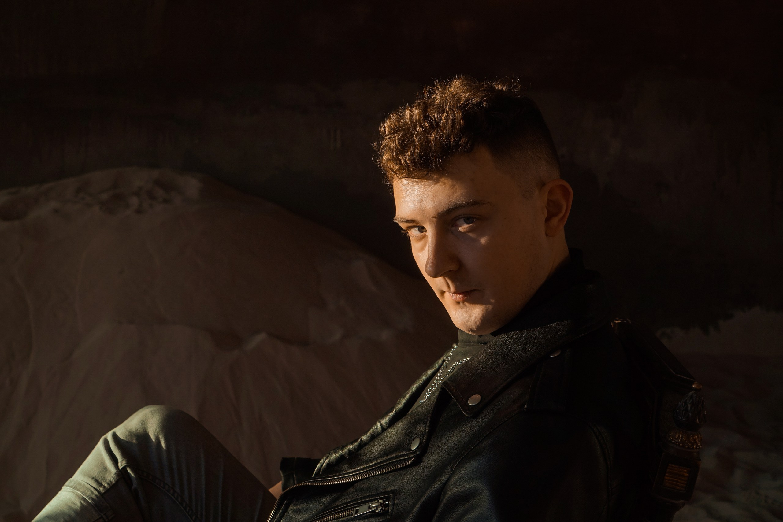 Художественная съёмка в студии. Мужской портрет. Свадебный, семейный и контент фотограф в Санкт- Петербурге Елена Грие