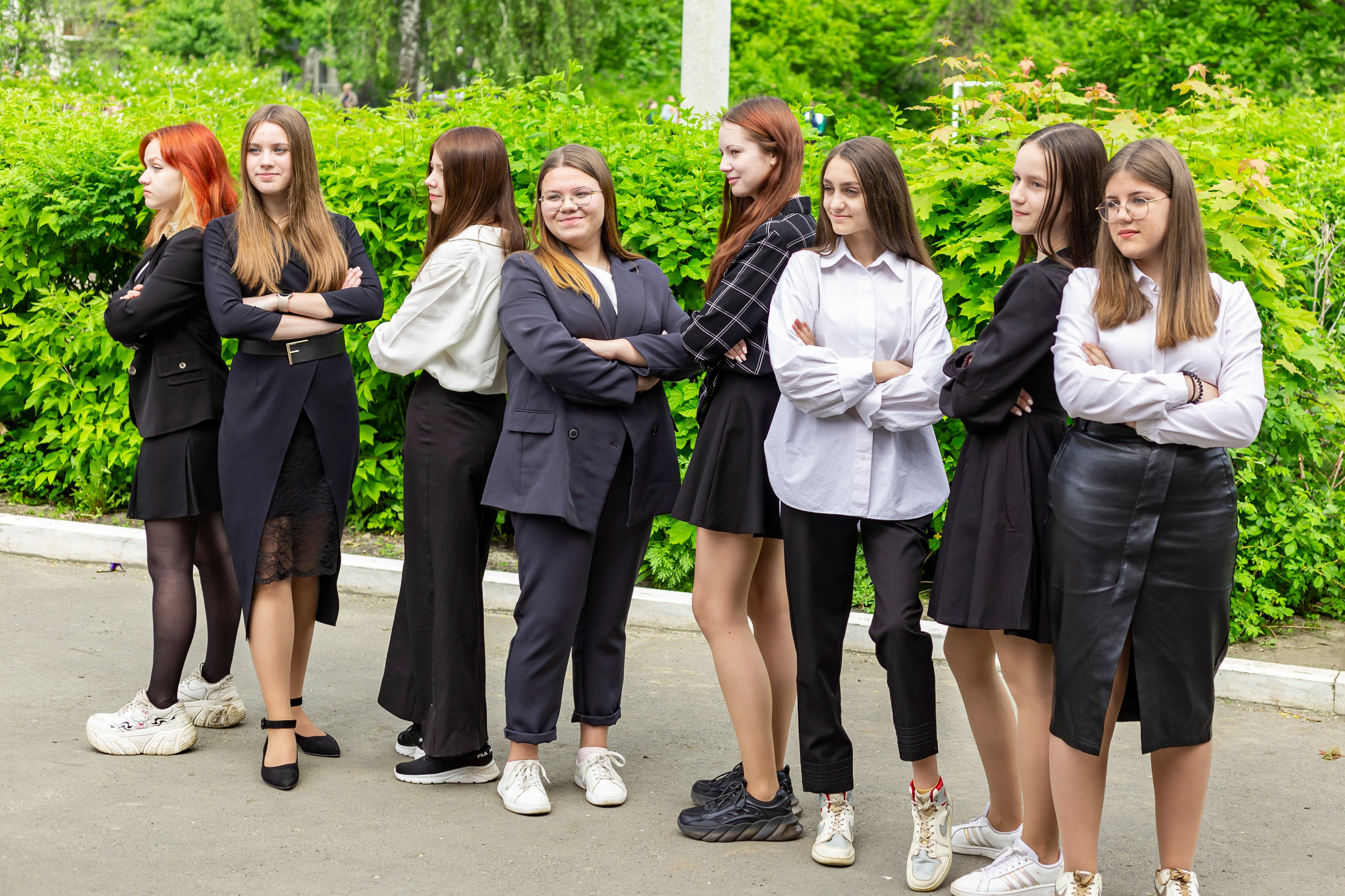 Фотосъемка 9 класс. Свадебный фотограф Марина Суворова и видеооператор Олег Петров