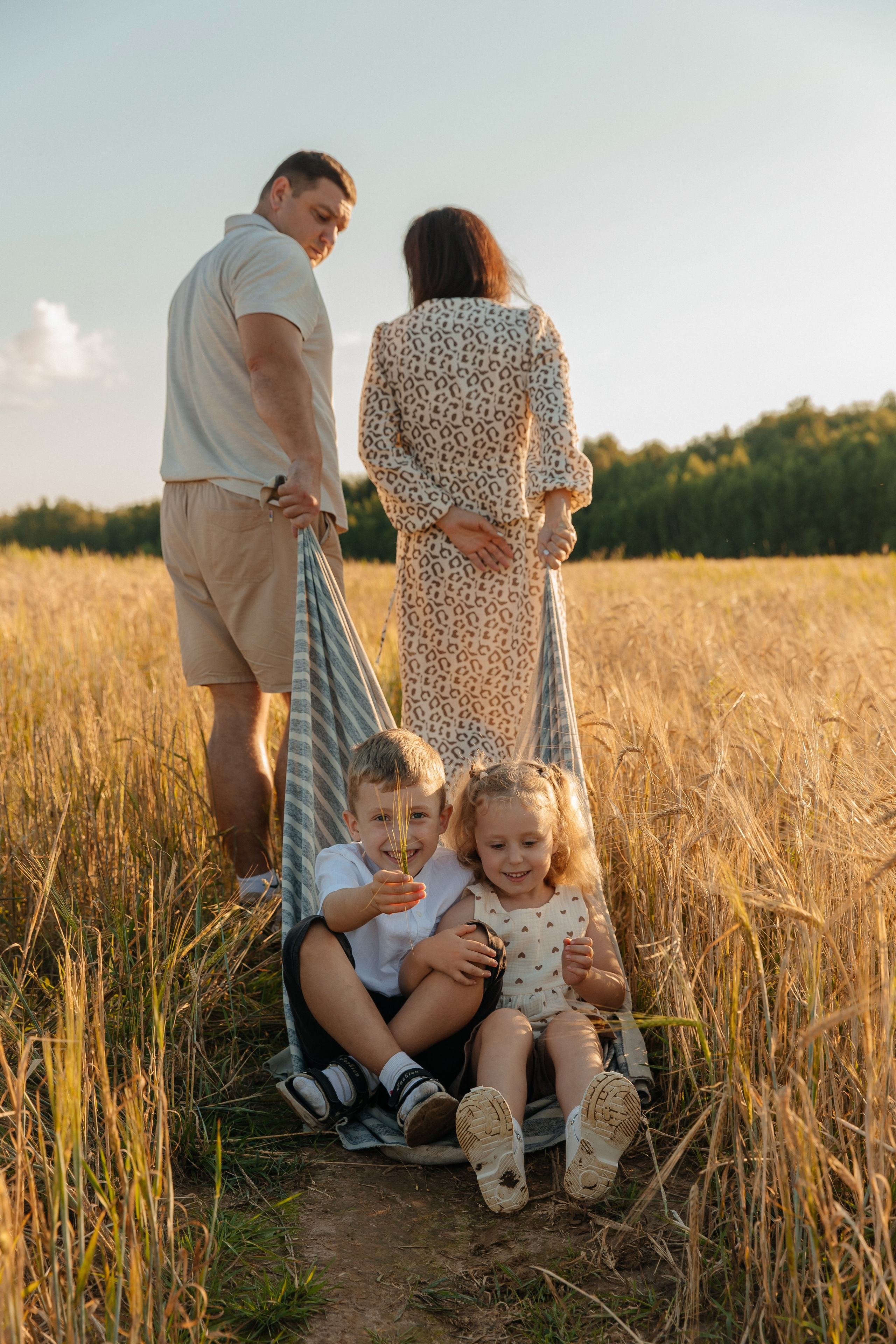 Дима Алёна Добромир и Стеша. Семейный фотограф Москва