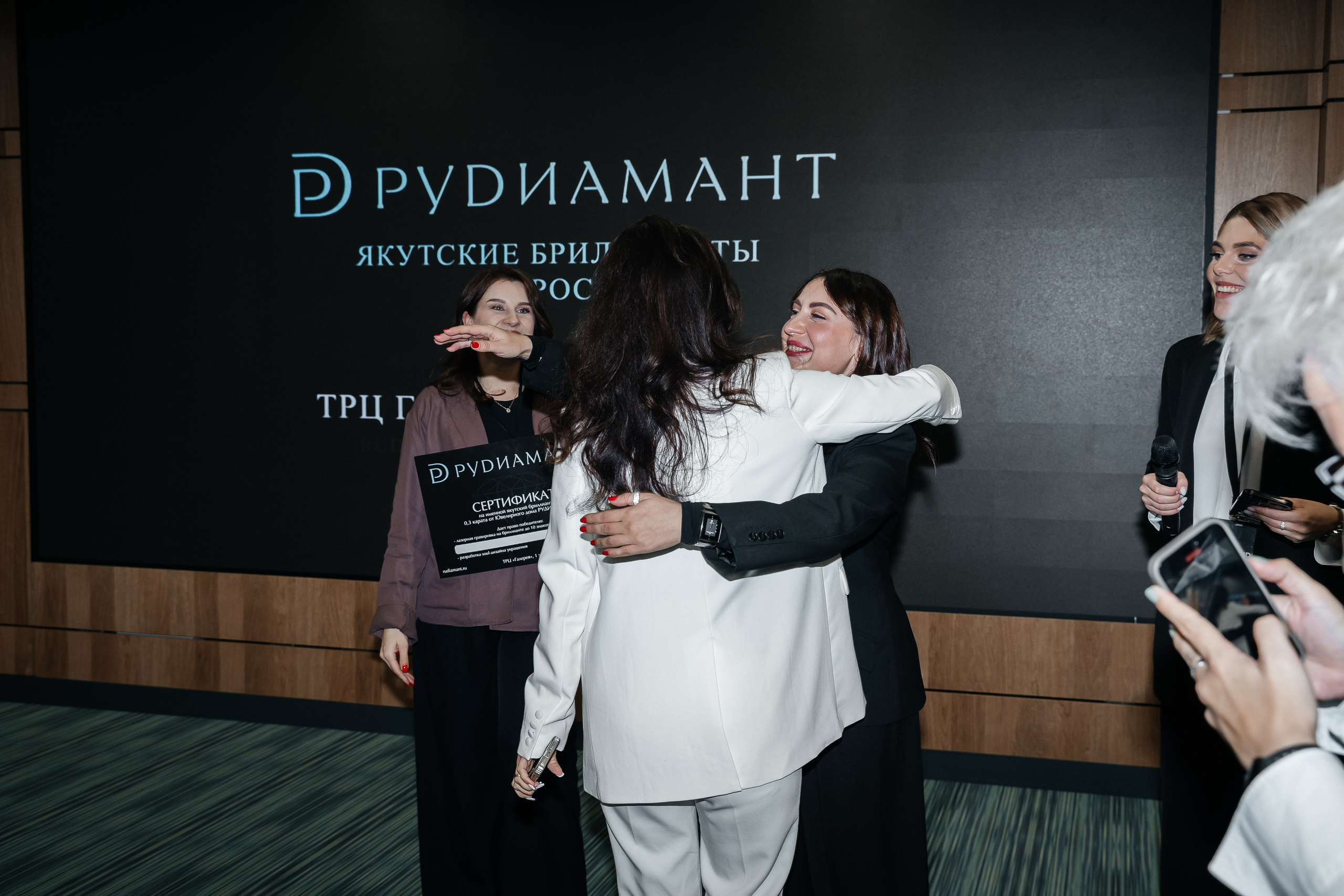 Репортаж. Виктория Алпеева — фотограф по любви