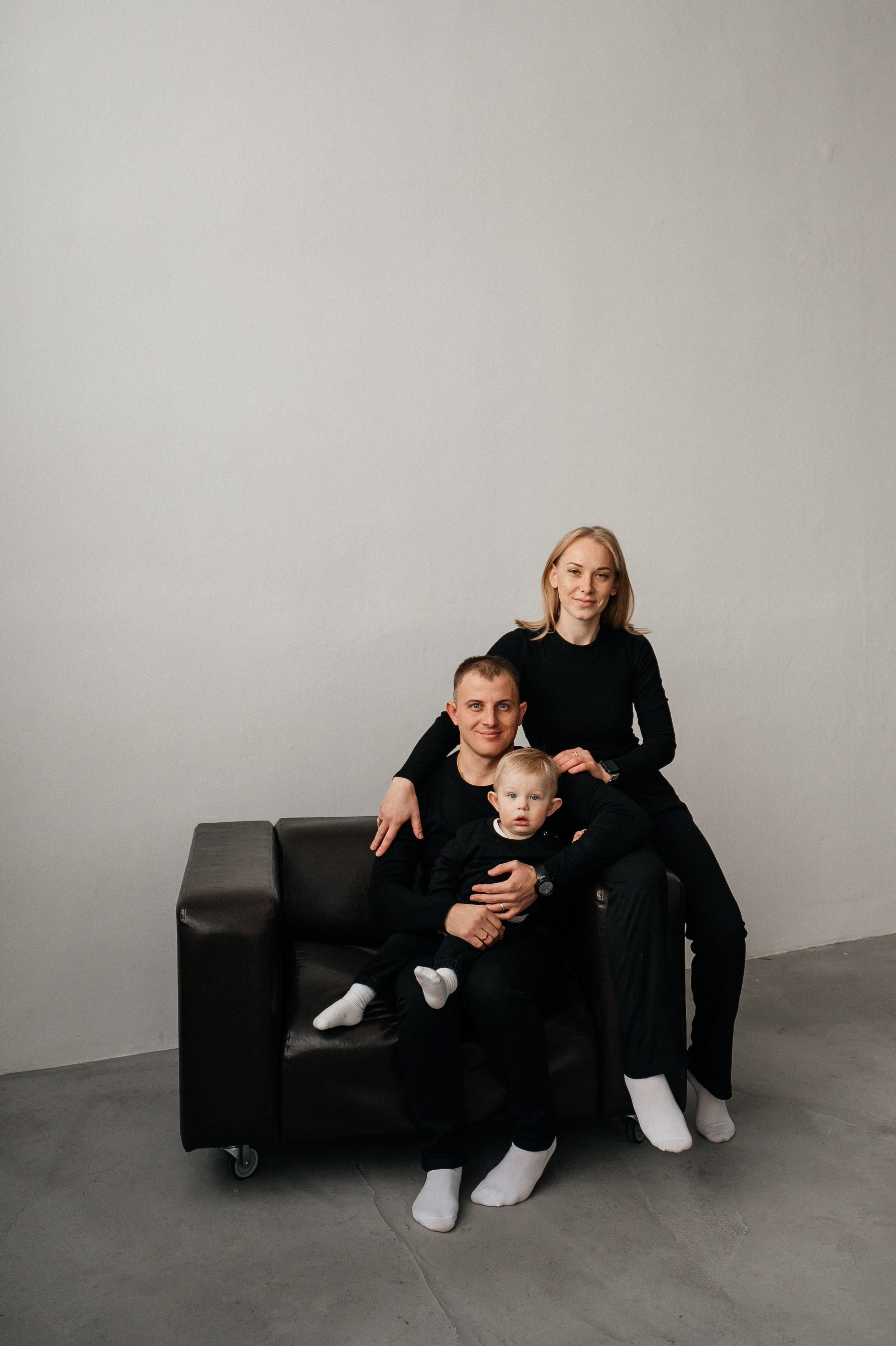 Ваня, Кристина и Мирон. Свадебный и семейный фотограф в городе Смоленске