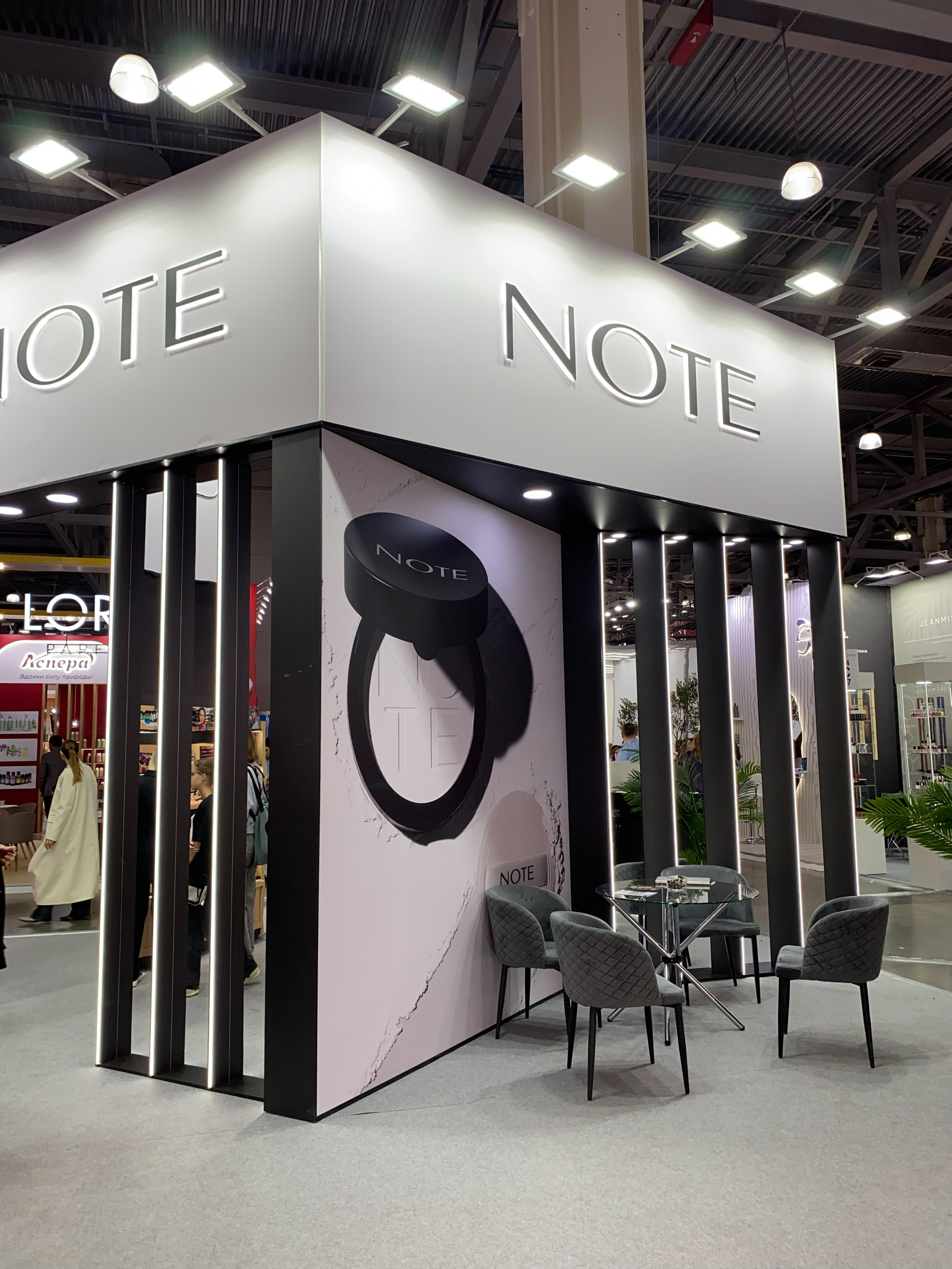 Дизайн и реализация выставочного стенда NOTE. InterCharm 2025. Выставочные стенды. Студия интерьера