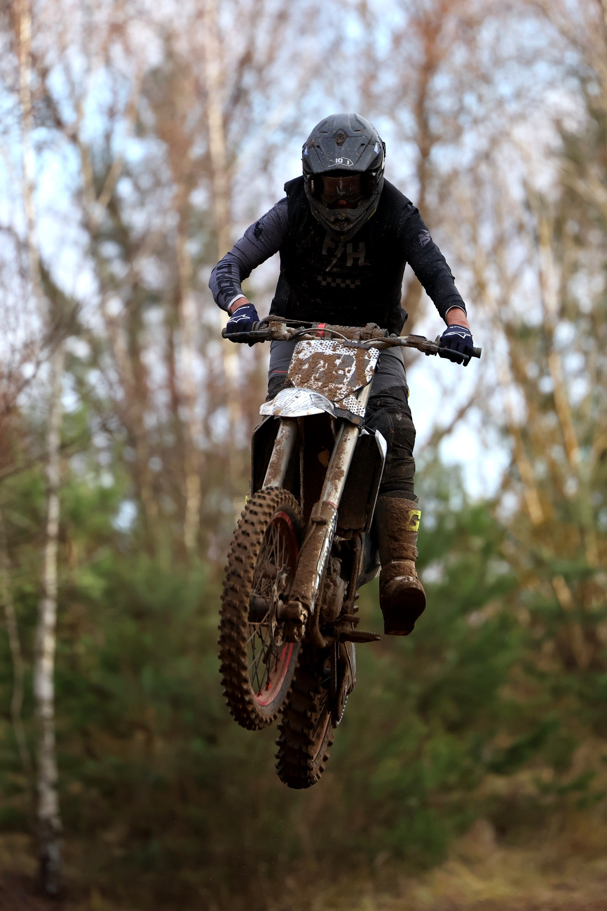 Песчаная буря. г. о. Серпухов, о. Русский. Спортивный и репортажный фотограф Ермакова Светлана