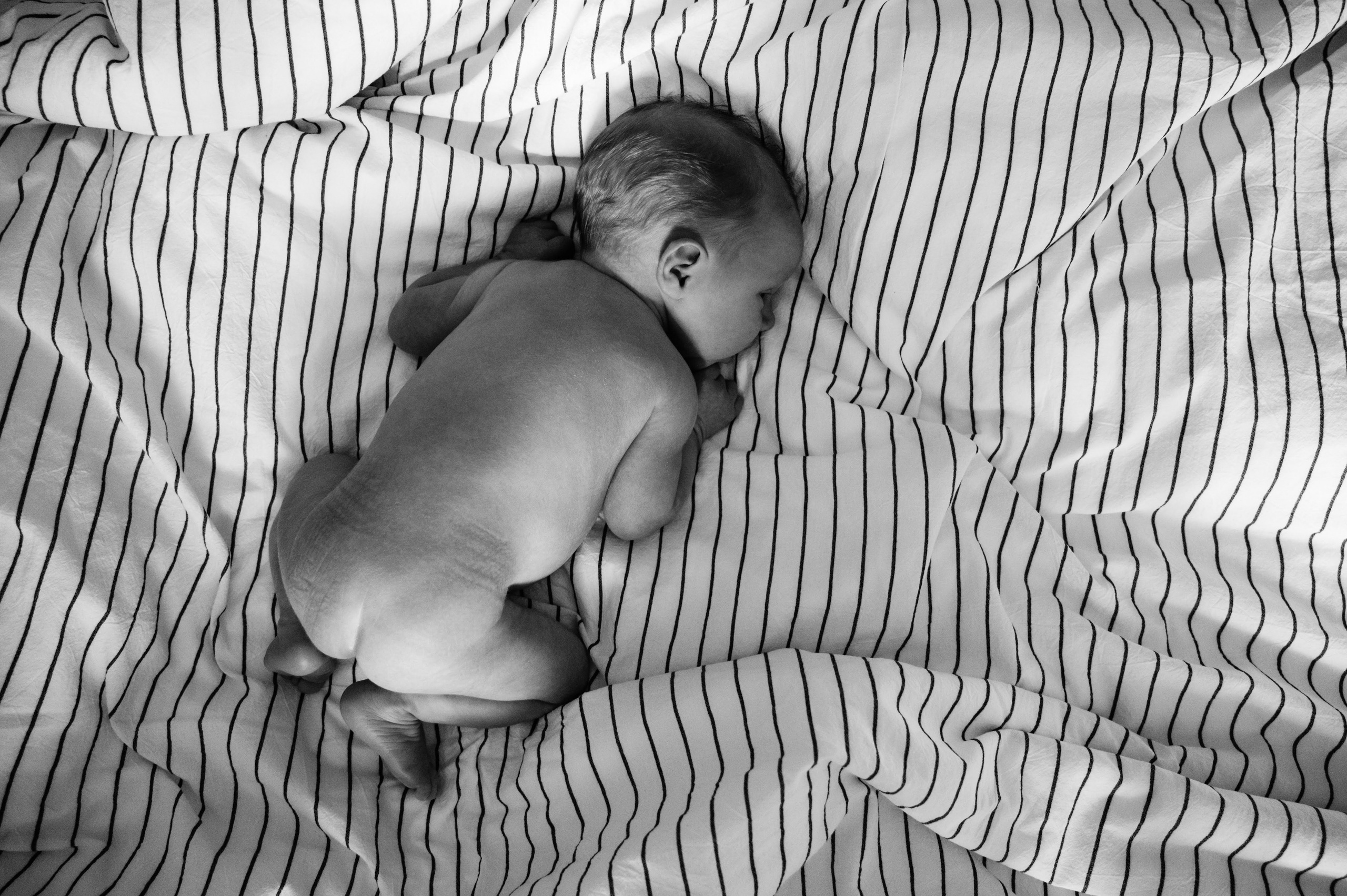 Профессиональный фотограф беременности в СПБ. Стильные фотосессии беременности в стиле минимализм и классическая фотография