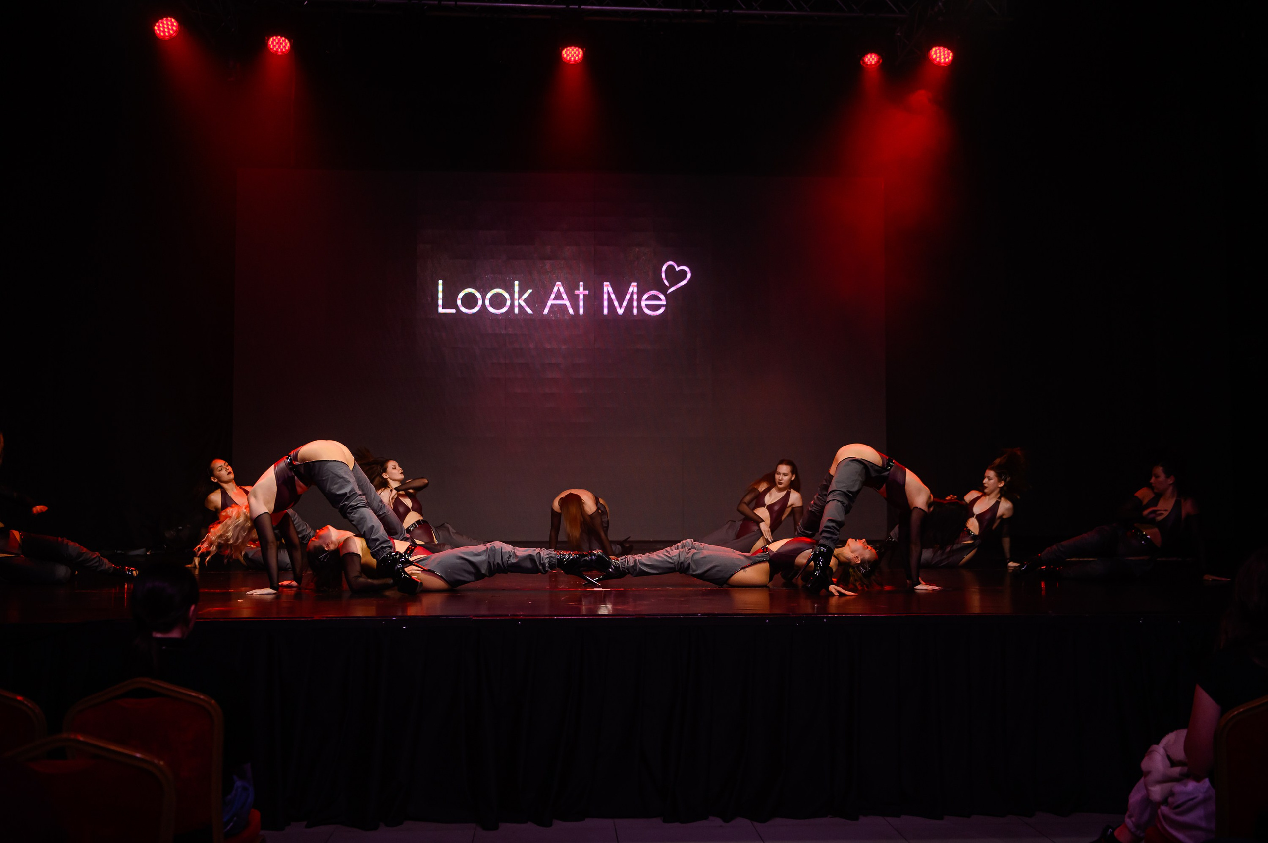 Look at me. Репортажный фотограф в Санкт-Петербурге Алексеева Дарья