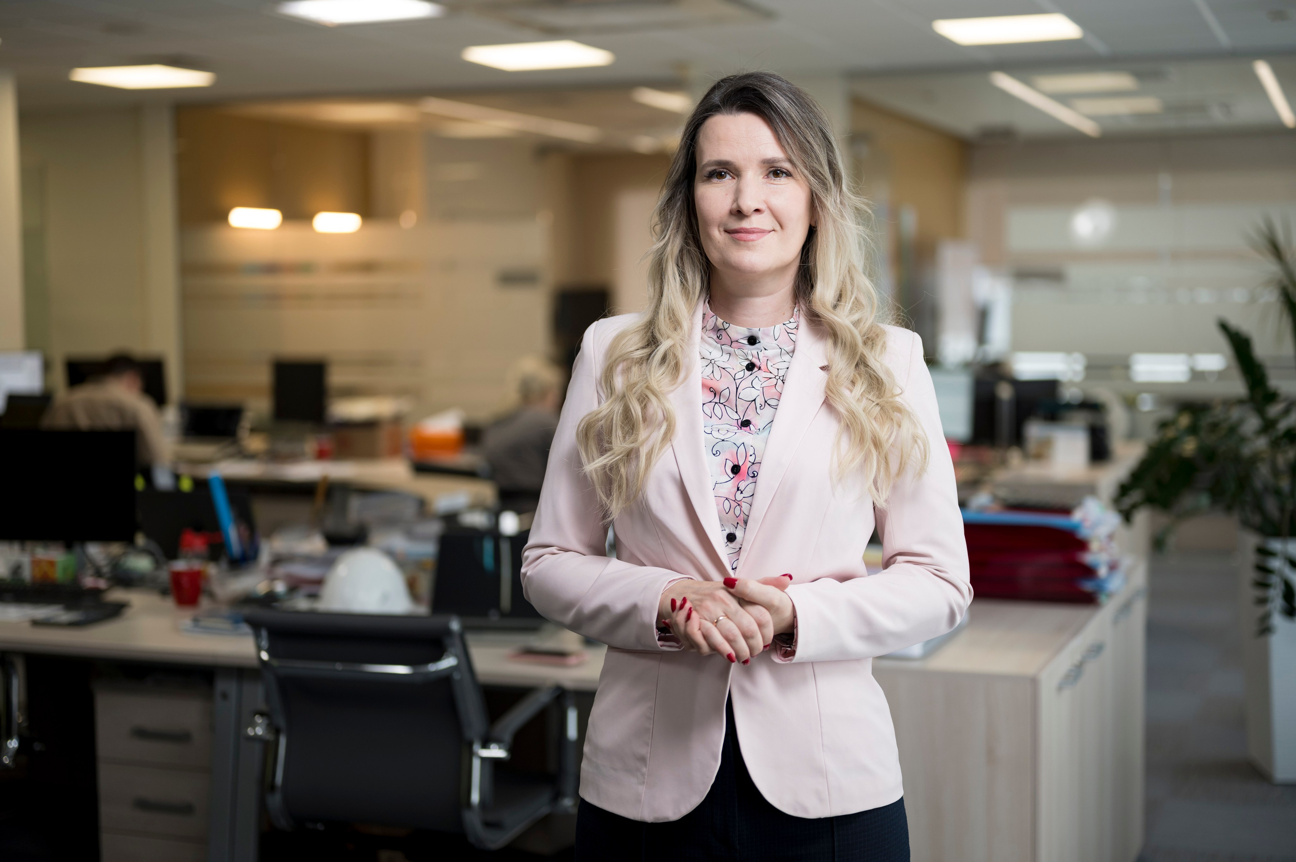 Корпоративные/профессиональные портреты. Репортажный фотограф и видеограф Слава Думчев. Тимбилдинги, отчетники, корпоративы