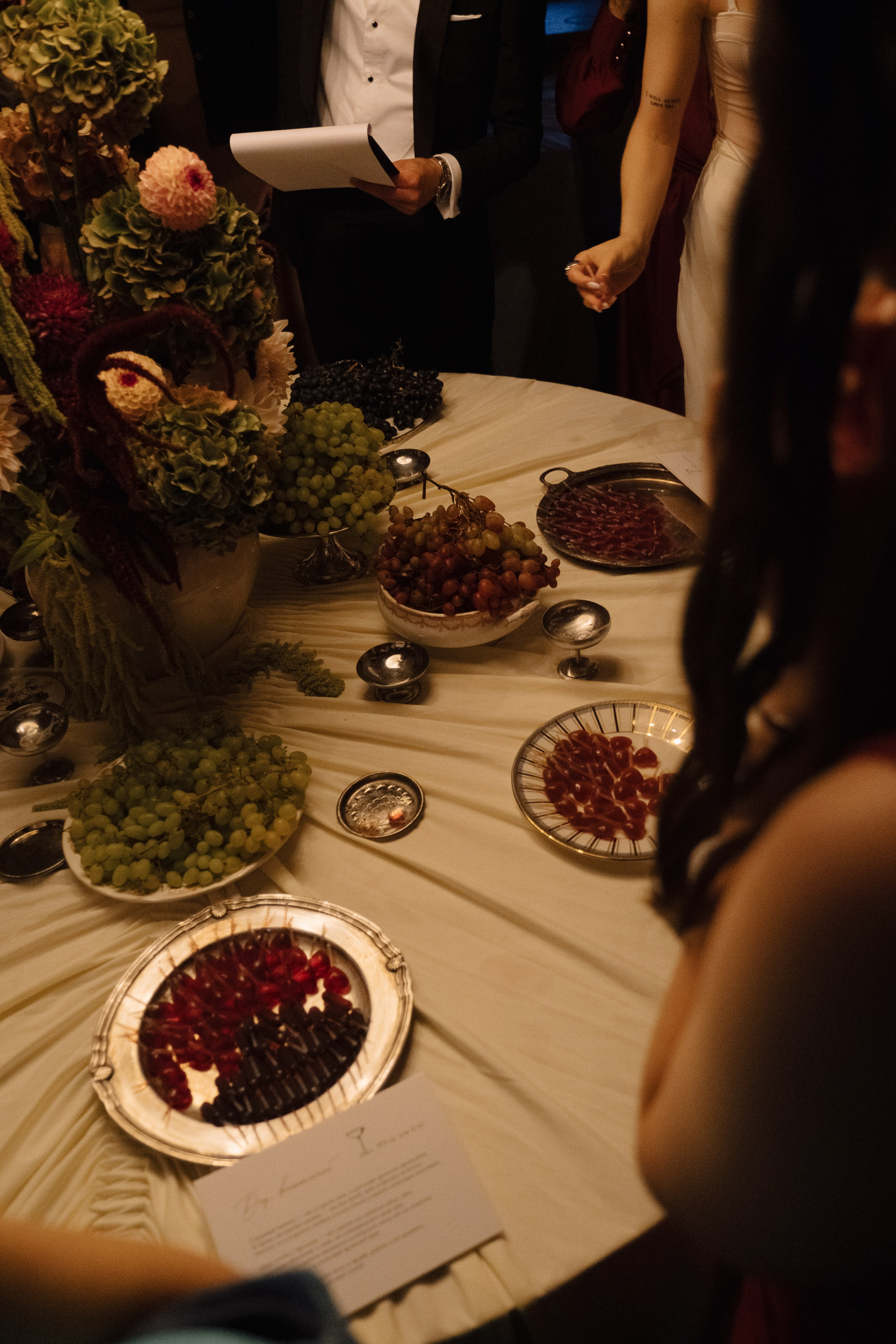 Свадьба в замке. Свадебный фотограф Таня Караисаева