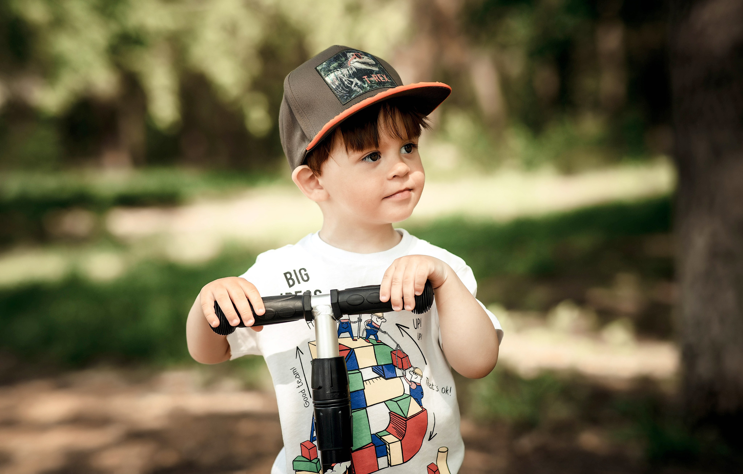 Детская прогулочная Самокат. Свадебный, семейный, детский, контент фотограф в Омске Максим Ильин