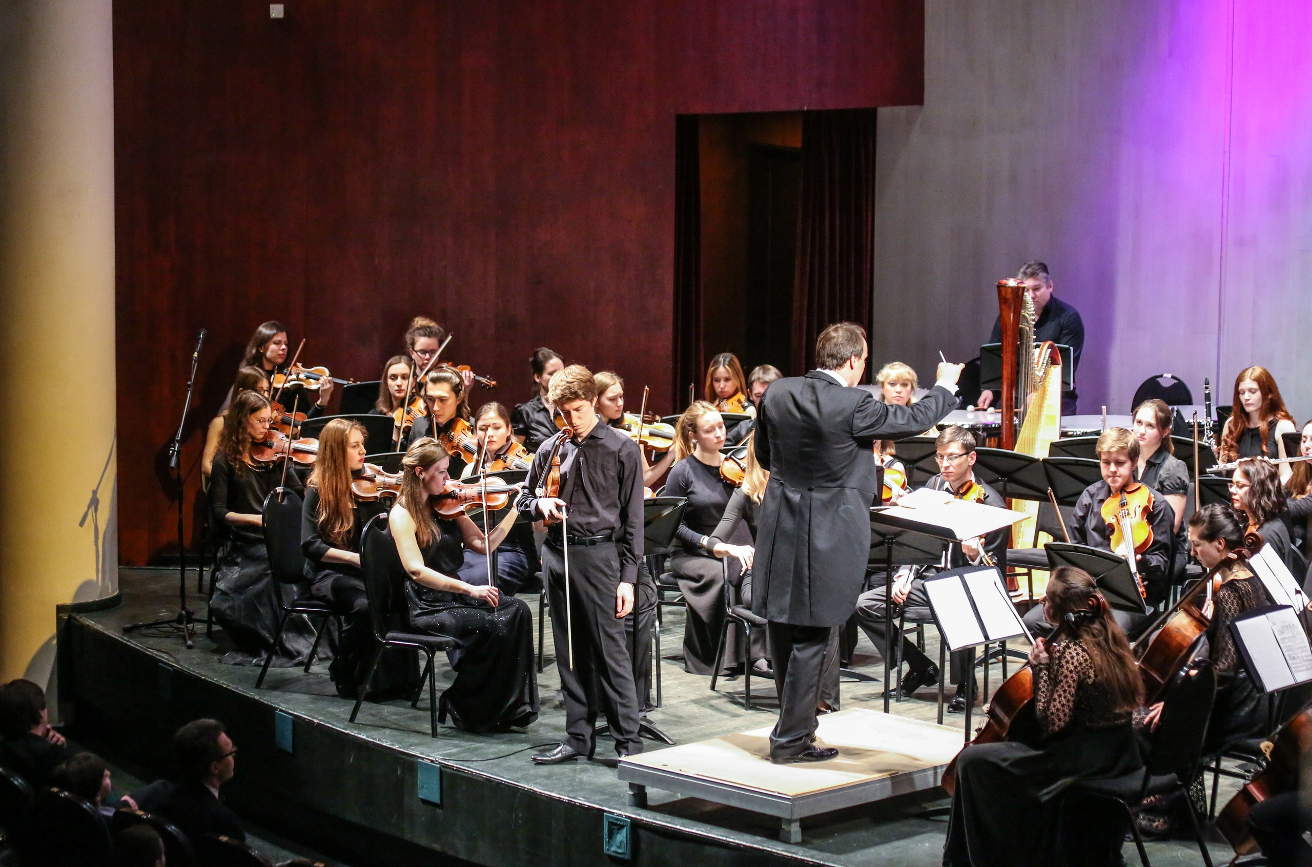 Концерт в Доме музыки к Международному дню борьбы с эпилепсией. Дарья Письменюк / Darya Leitstern — фотограф, музыкант, журналист, путешественник