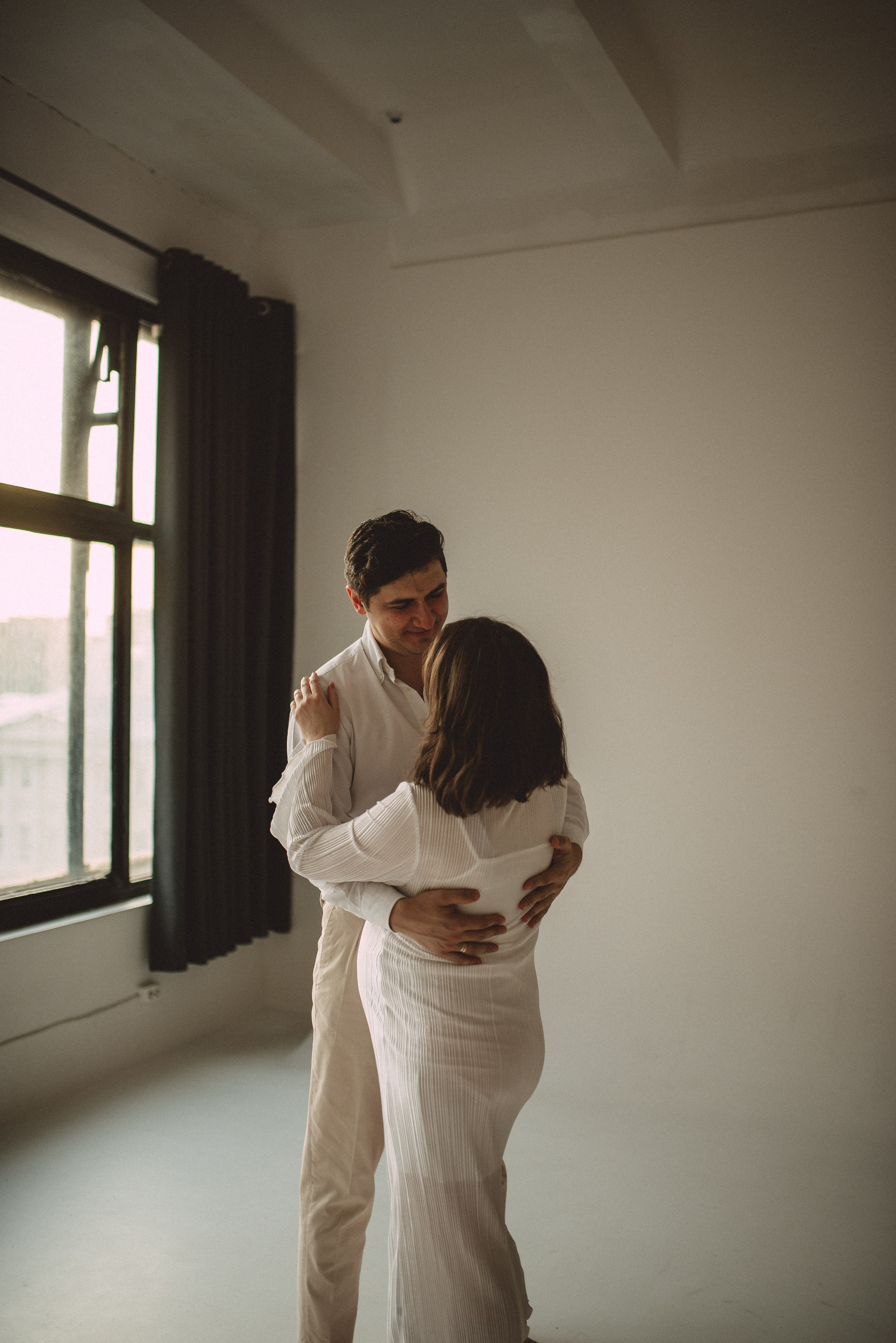 Фотосессия беременности в фотостудии. Семейная фотосессия Бутово Москва фотограф Алина Морщагина