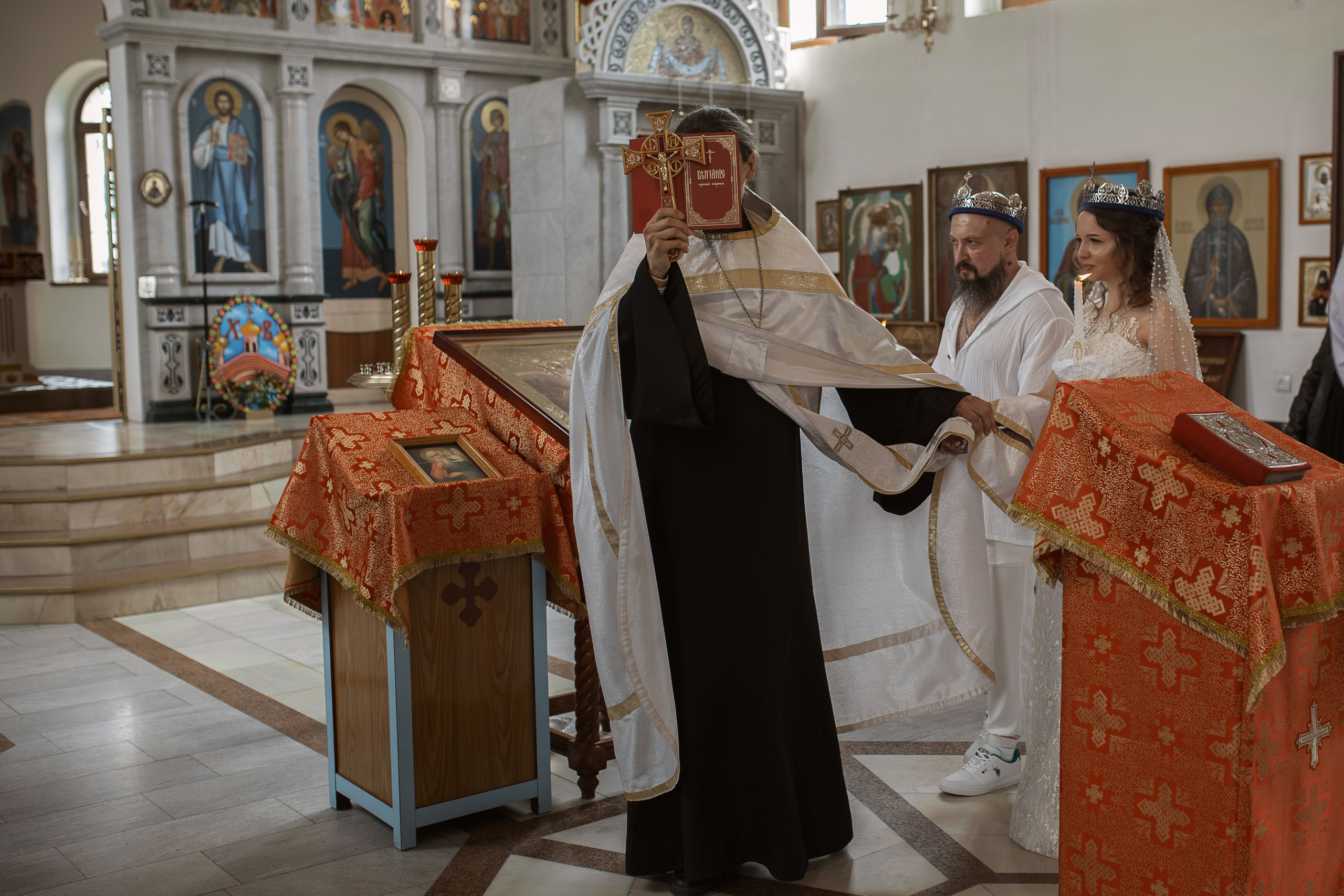 Венчание Алексея и Виктории. Фотограф на Крещение и Венчание в Ташкенте