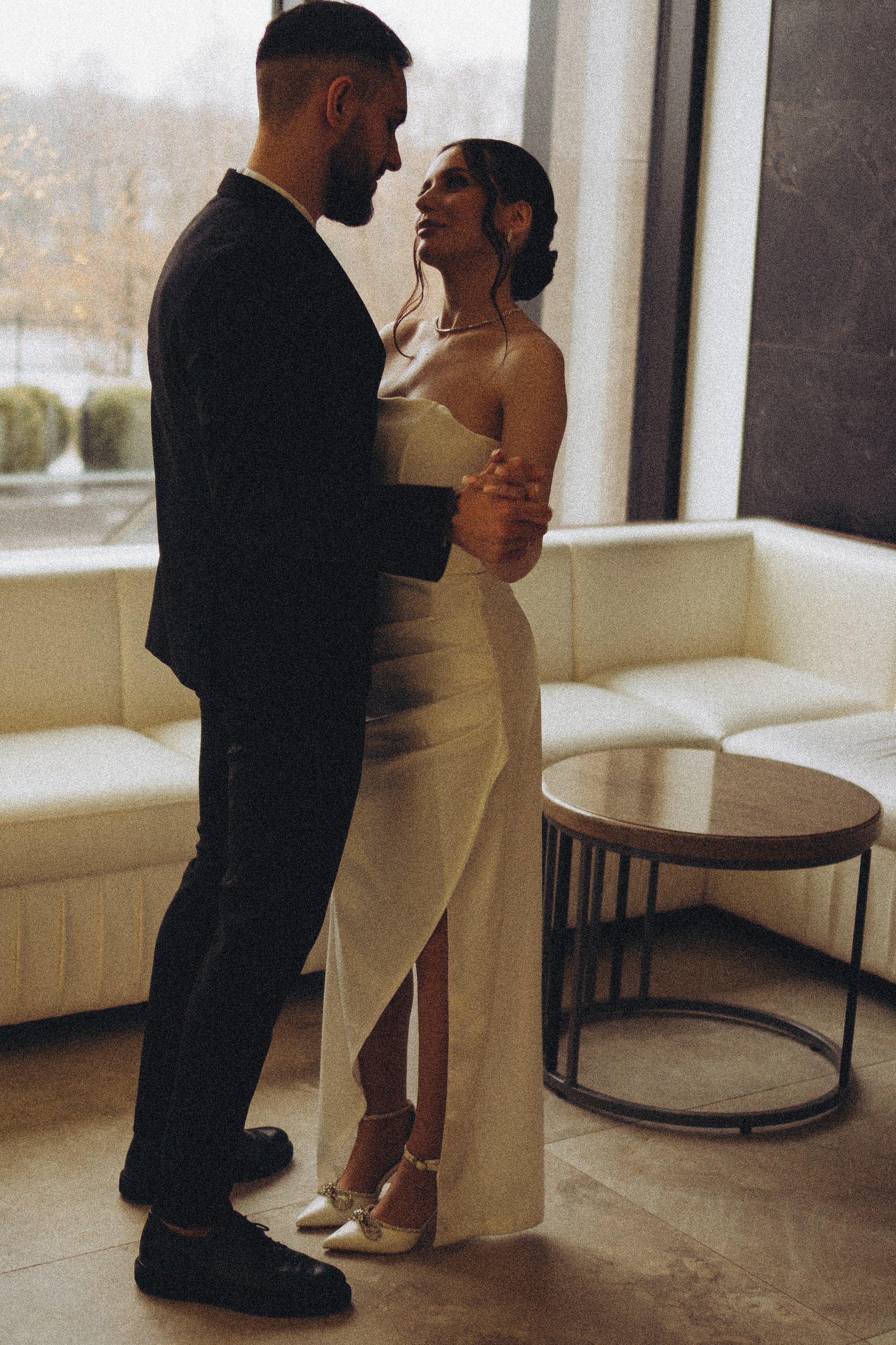 СВАДЕБНАЯ СЬЕМКА СБОРОВ ЖЕНИХА И НЕВЕСТЫ В ОТЕЛЕ И ТАКЖЕ ФОТОСЕССИИЯ В ОТЕЛЕЕ МЕГАПОЛИС БРЯНСК. Профессиональный фотограф, Санкт-Петербург — Виктория Богомолова