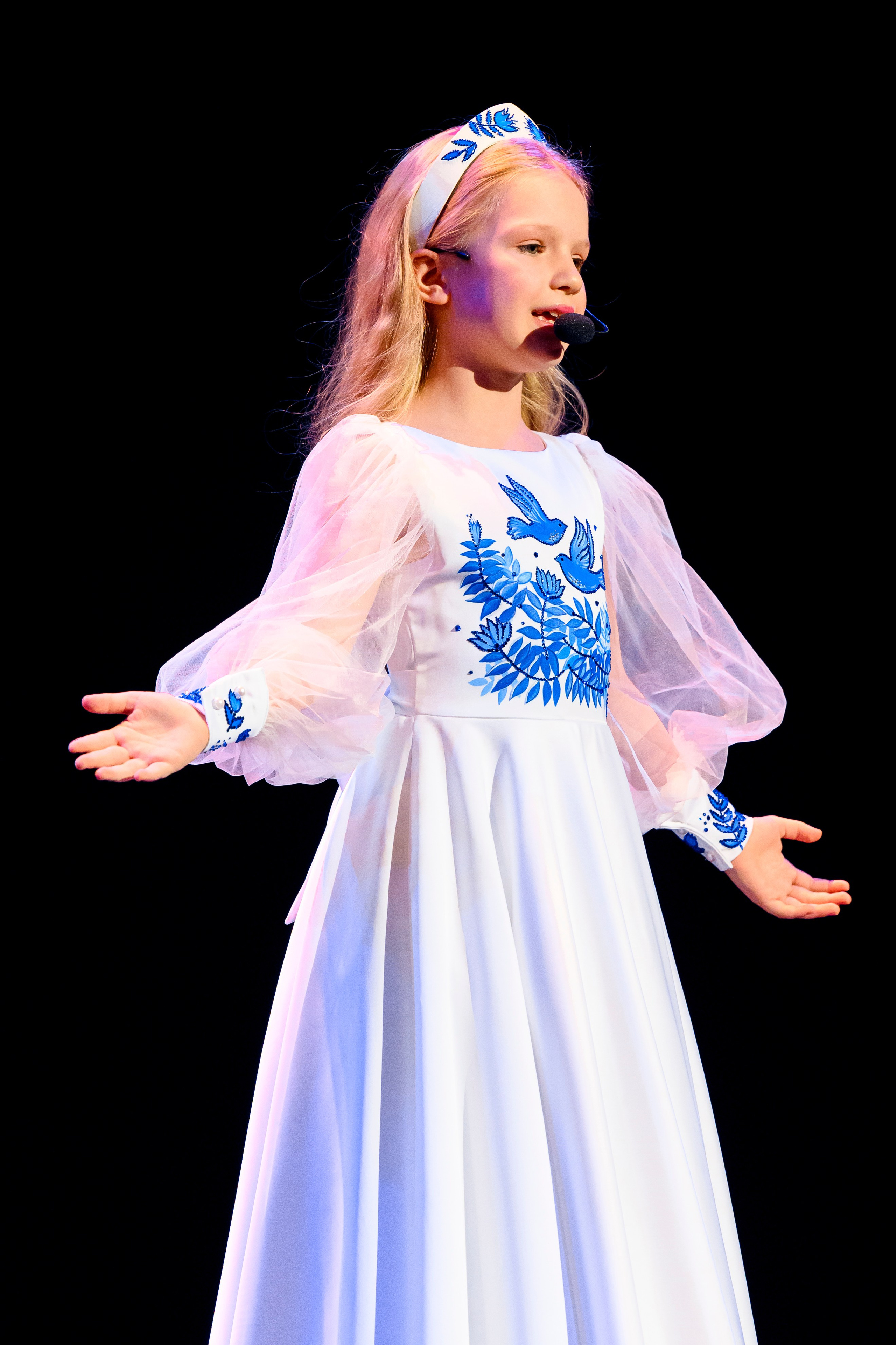 23 апреля, часть 1, БКЗ Октябрьский, г. Санкт-Петербург. Золотое яблочко