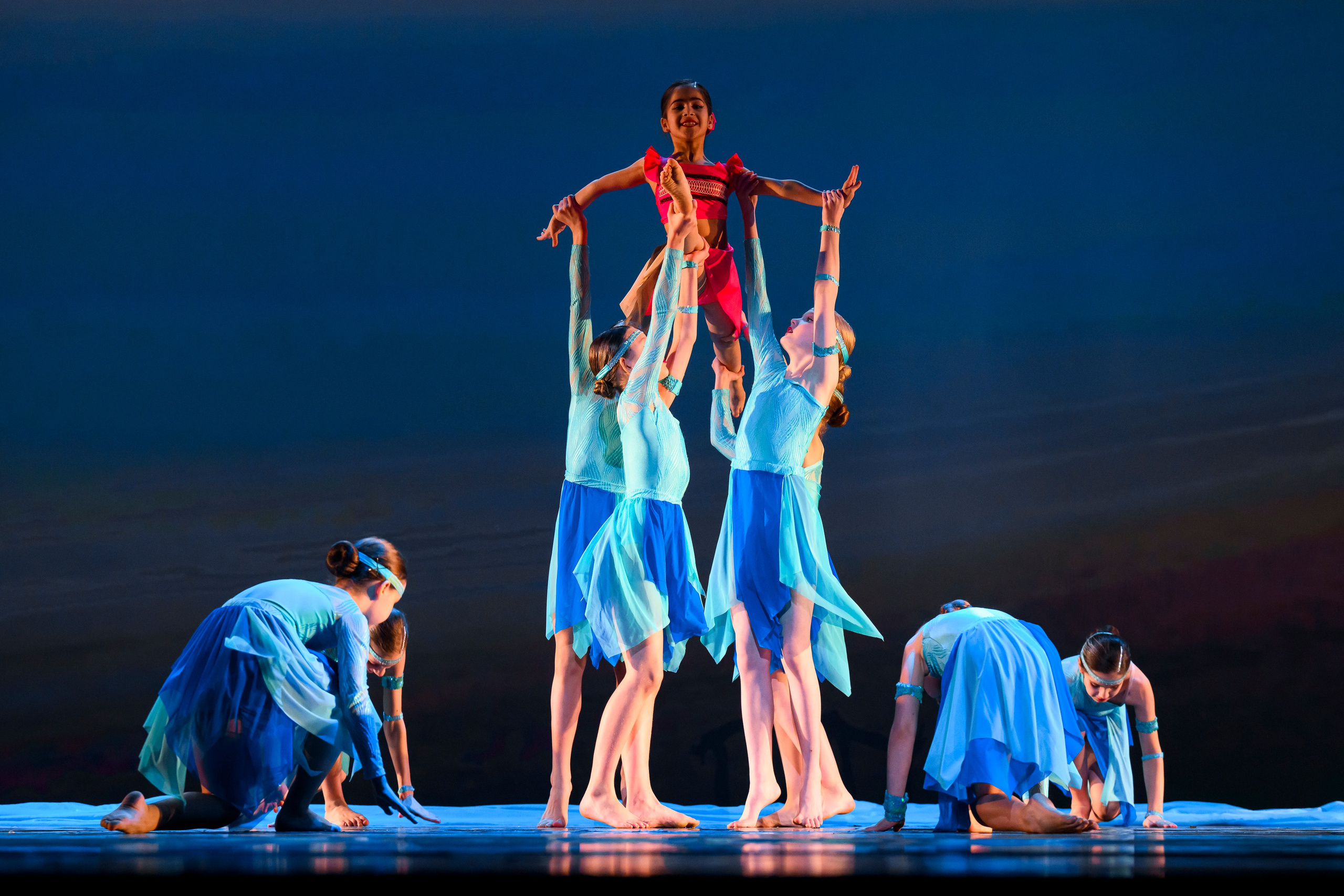 23 апреля, часть 1, БКЗ Октябрьский, г. Санкт-Петербург. Золотое яблочко