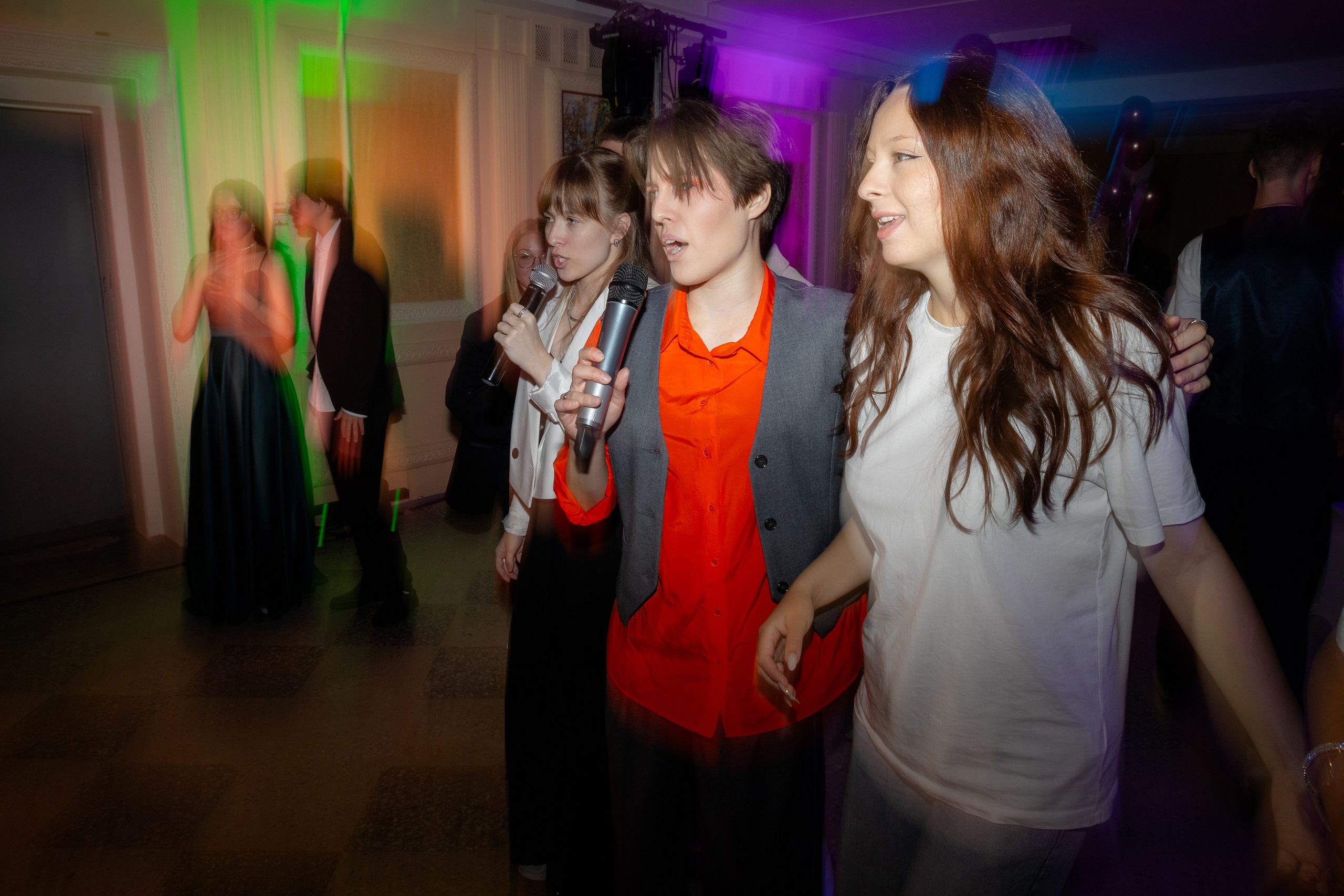 Школьный выпускной 2024 год в Соколе (Минск). Свадебный фотограф в Минске/Беларуси Сергей Спиридонов