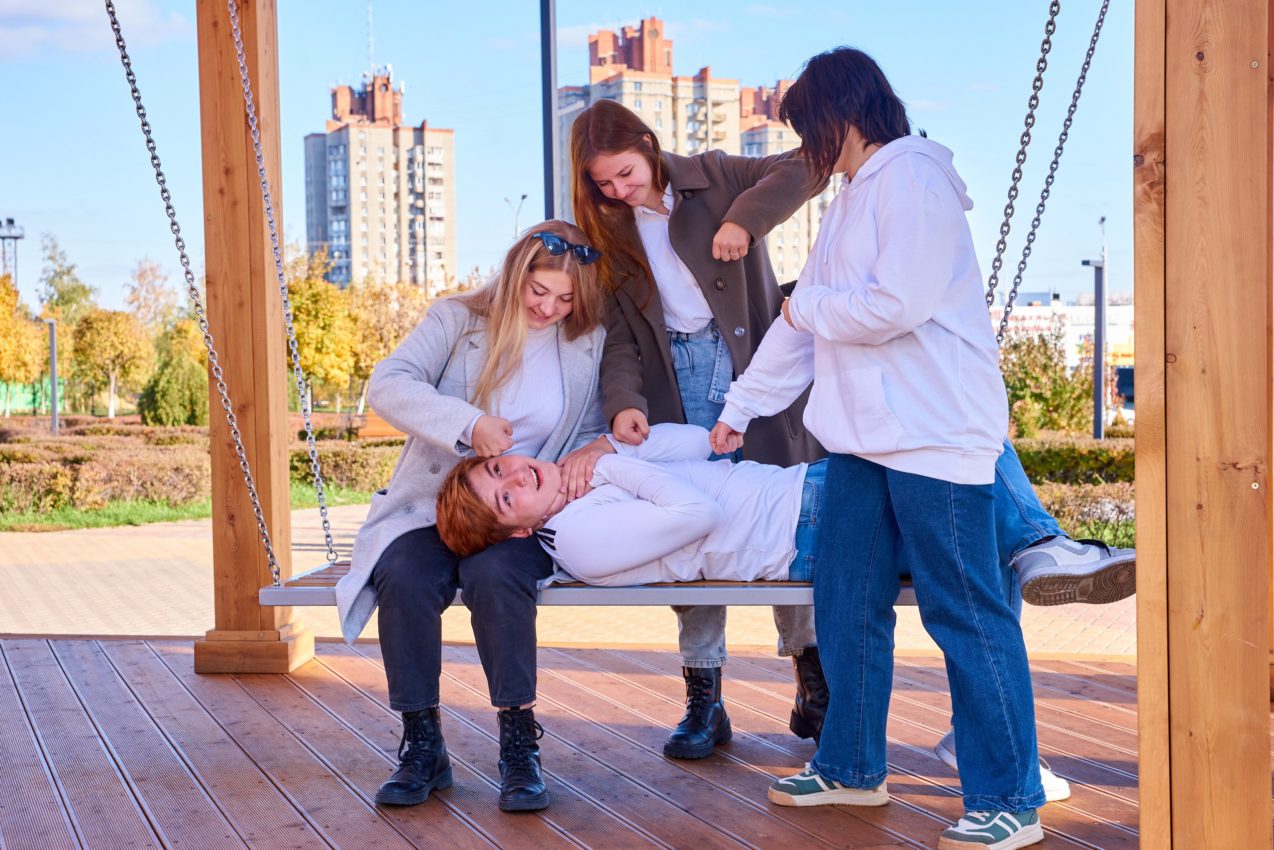 11 класс. Осень в парке. 2022. Childrenfoto.ru