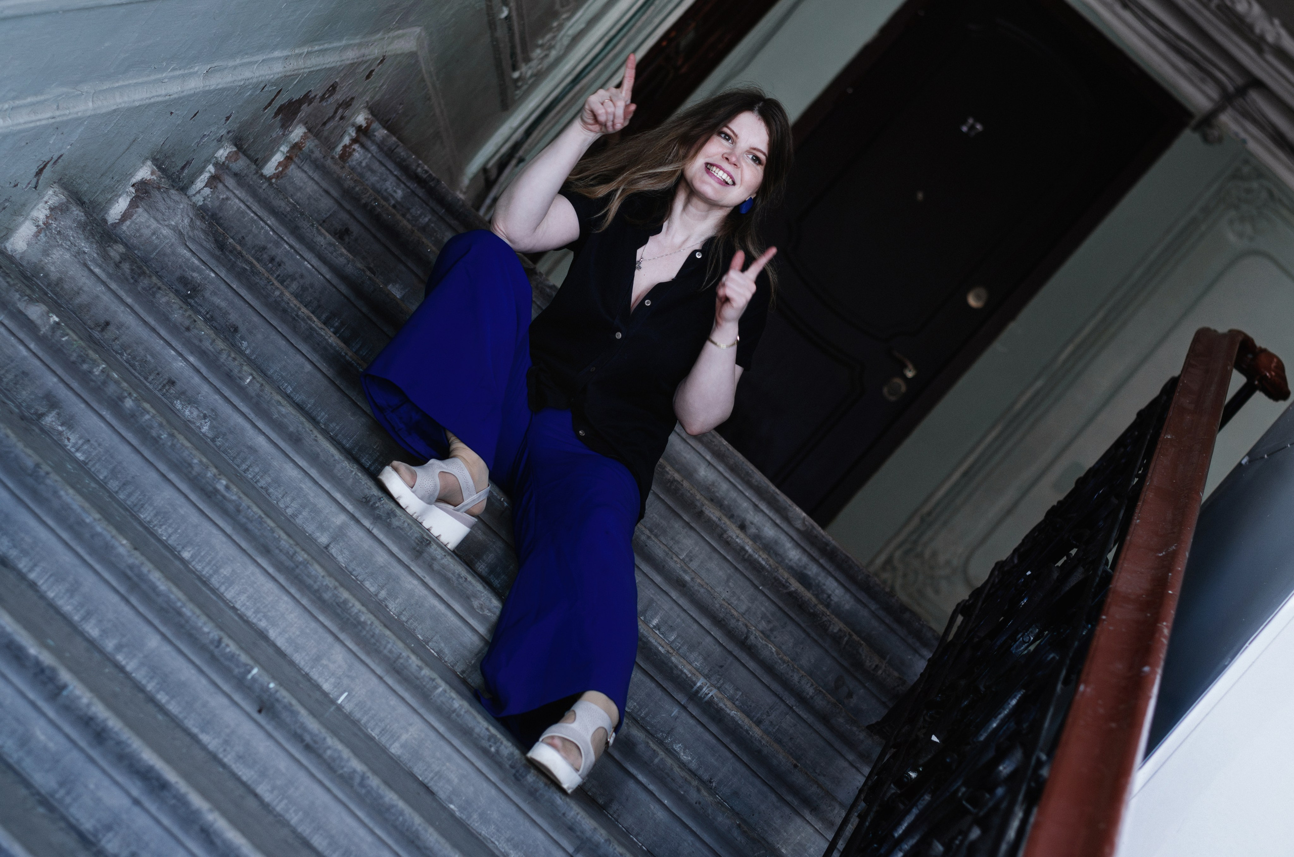 Фотопрогулка по парадным Санкт-Петербурга с Л. Портретный и репортажный фотограф в Санкт-Петербурге Варвара Жукова