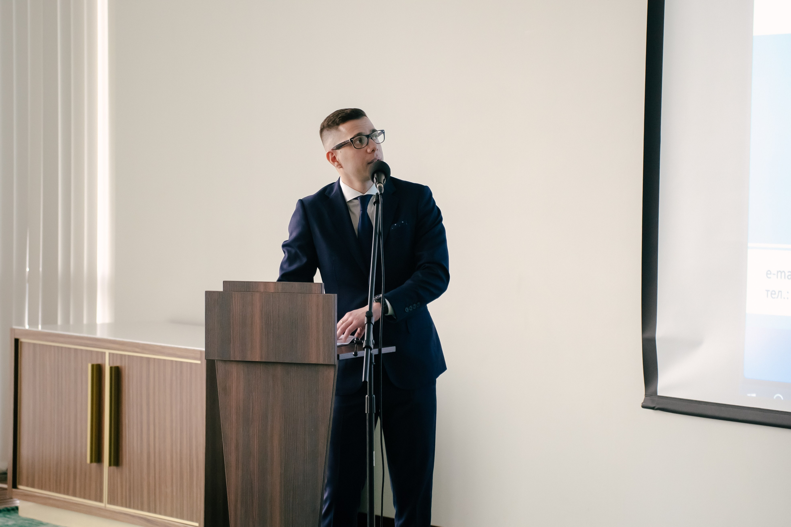 01.04.24 Конференция «10 лет компании». Репортажный фотограф в Санкт-Петербурге. Фотограф на мероприятие в СПБ