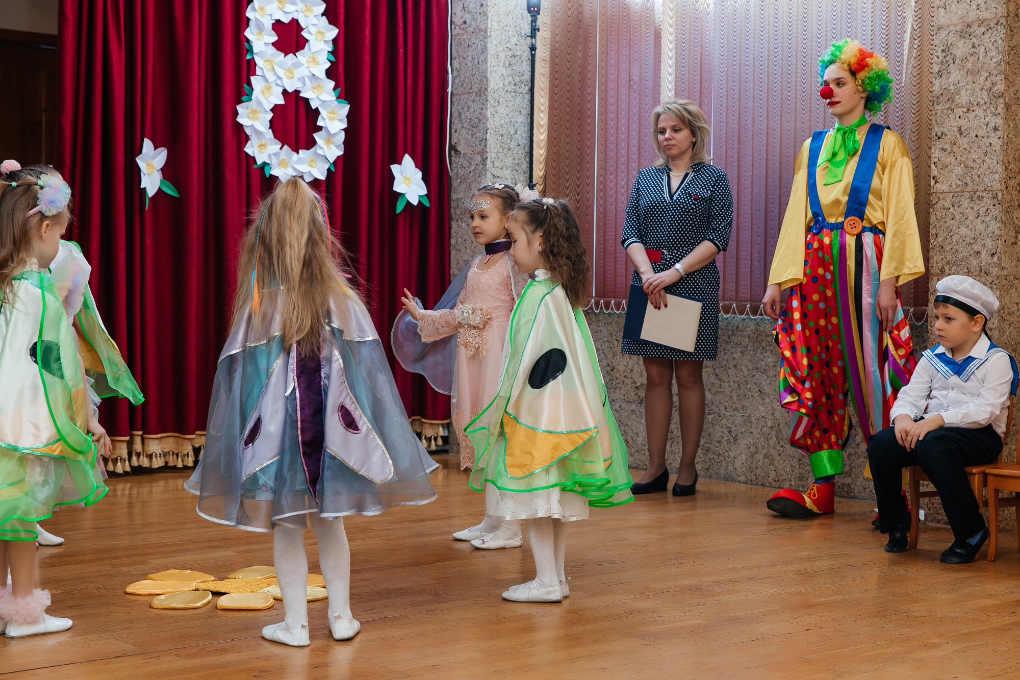 Детский сад № 93 — Утренник (10.03.2023). Свадебный и семейный фотограф Крамар Наталья