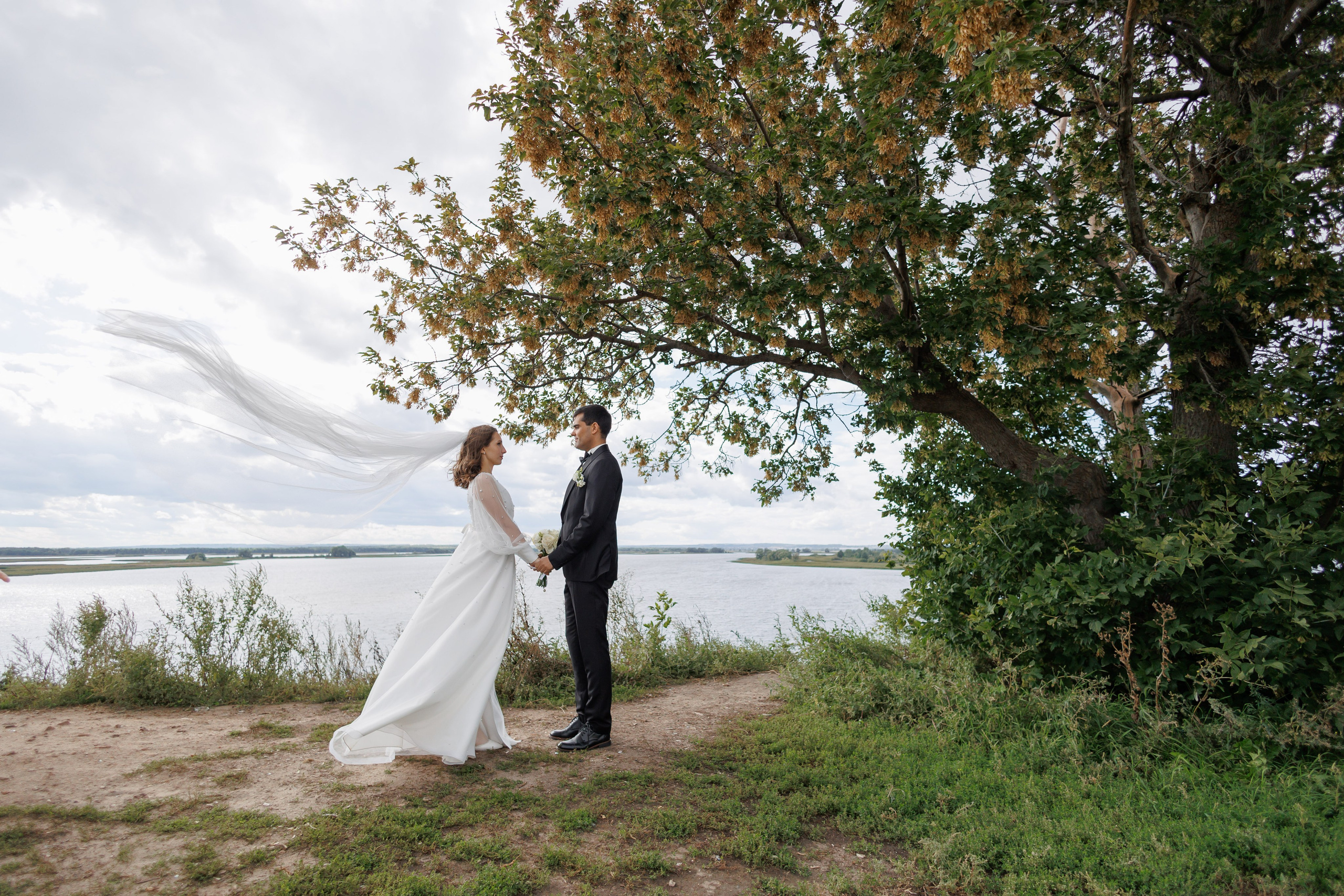 Александр & Анна. Фотограф Казань — профессиональные услуги фотосессий в студии и на локации