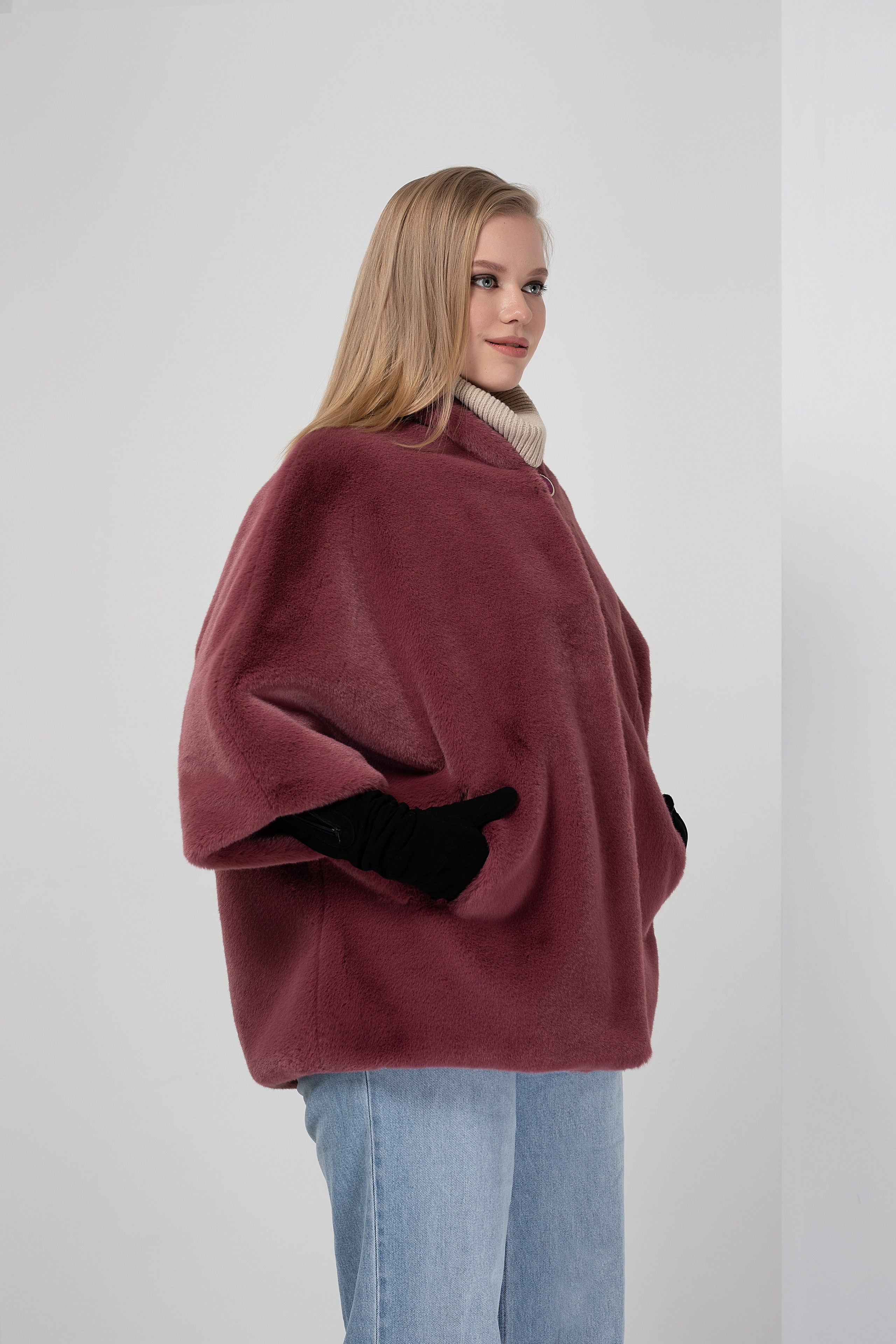 Любовь, 48-50 р-р, 173 рост. KED Production — продакшн из СПб. Создаём фото, видео и контент, который помогает брендам и селлерам продавать больше